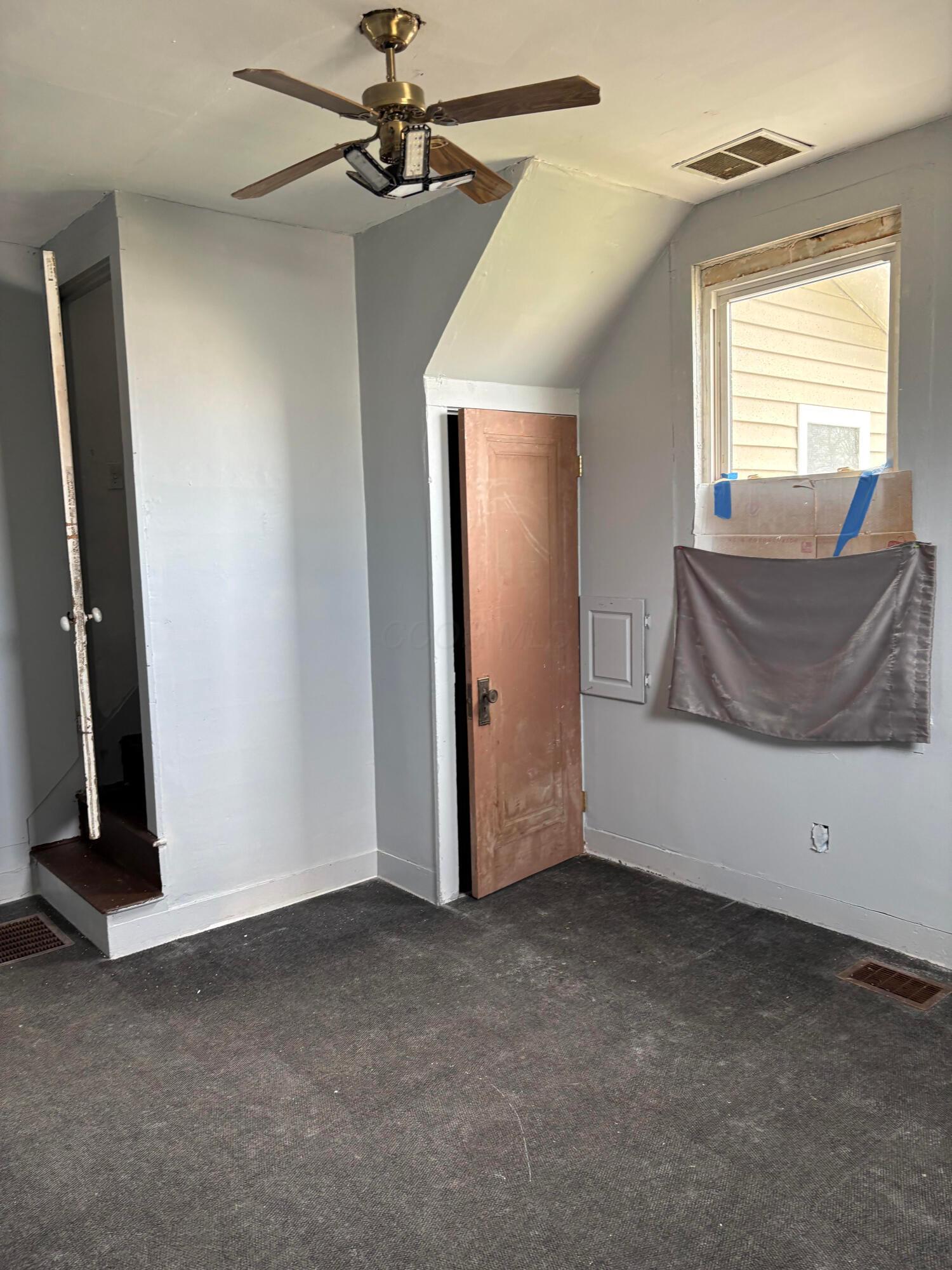 118 Western Avenue Property Photo 22