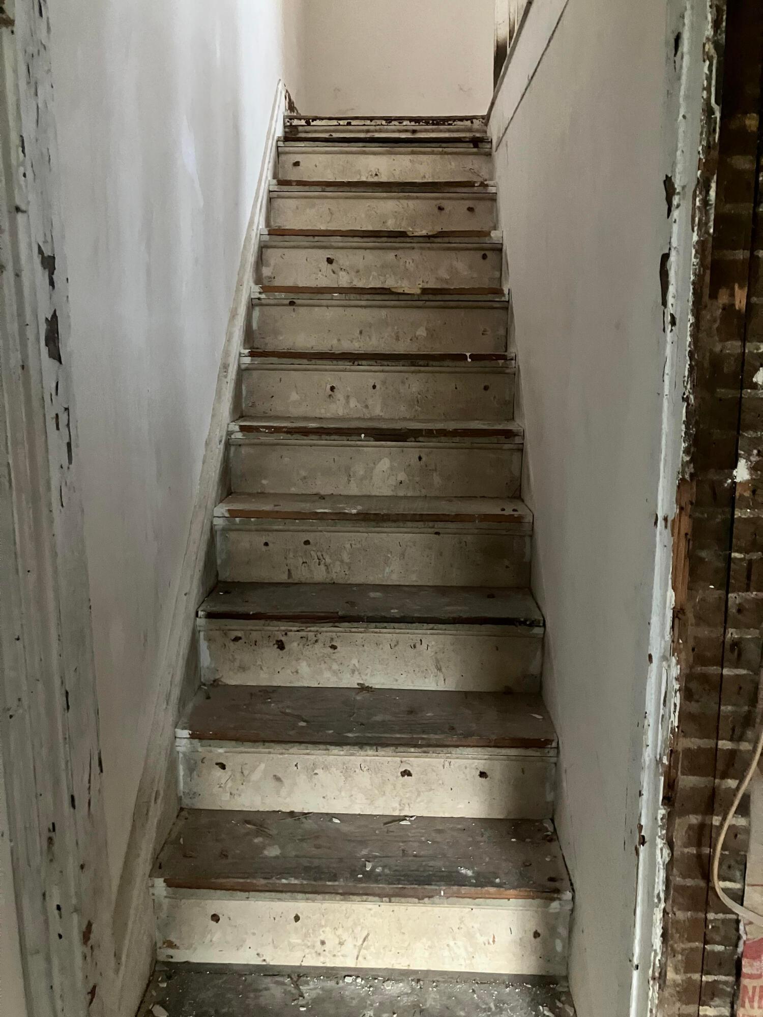 118 Western Avenue Property Photo 26