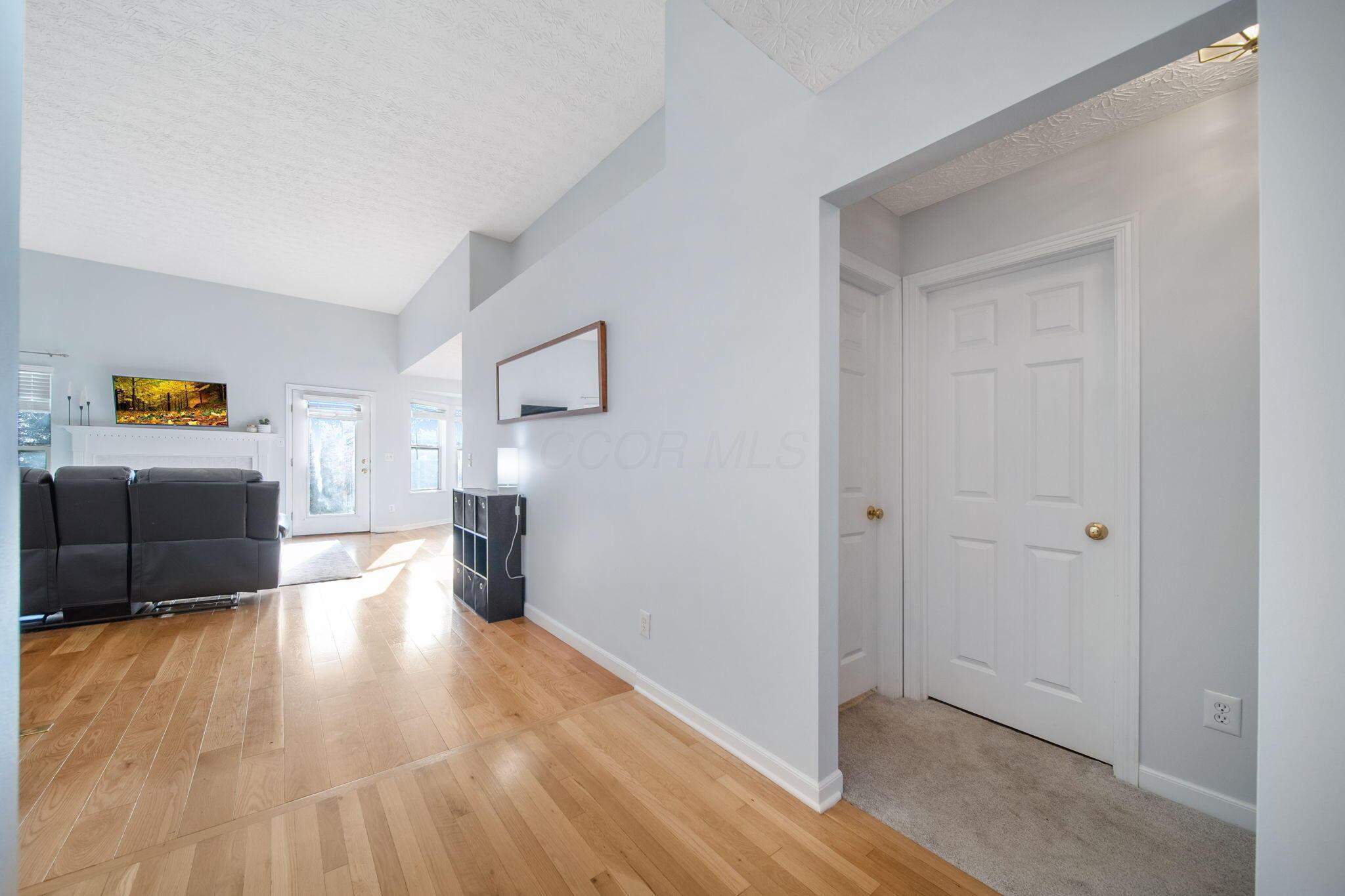9198 Cambrian Commons Drive Property Photo 17