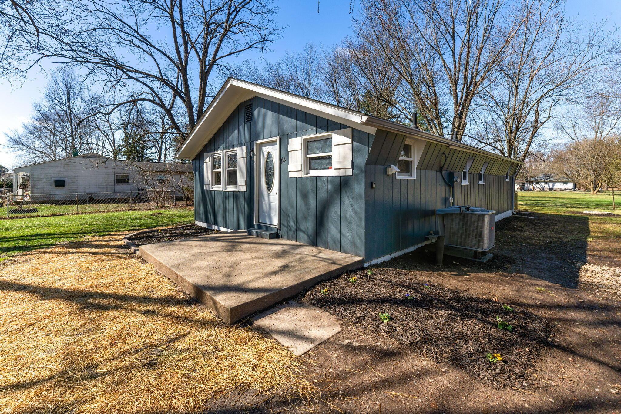 44 5th Avenue Property Photo 2