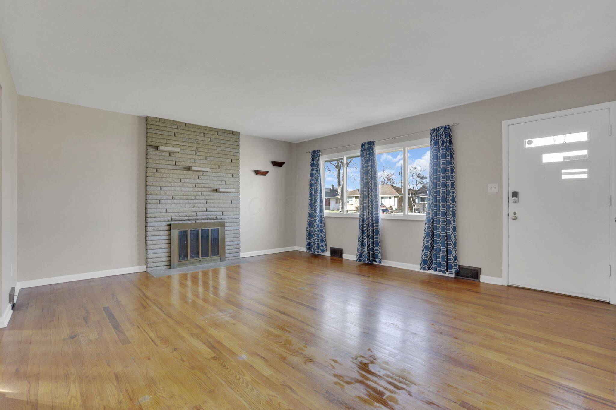 2731 Saint Joseph Avenue Property Photo 6