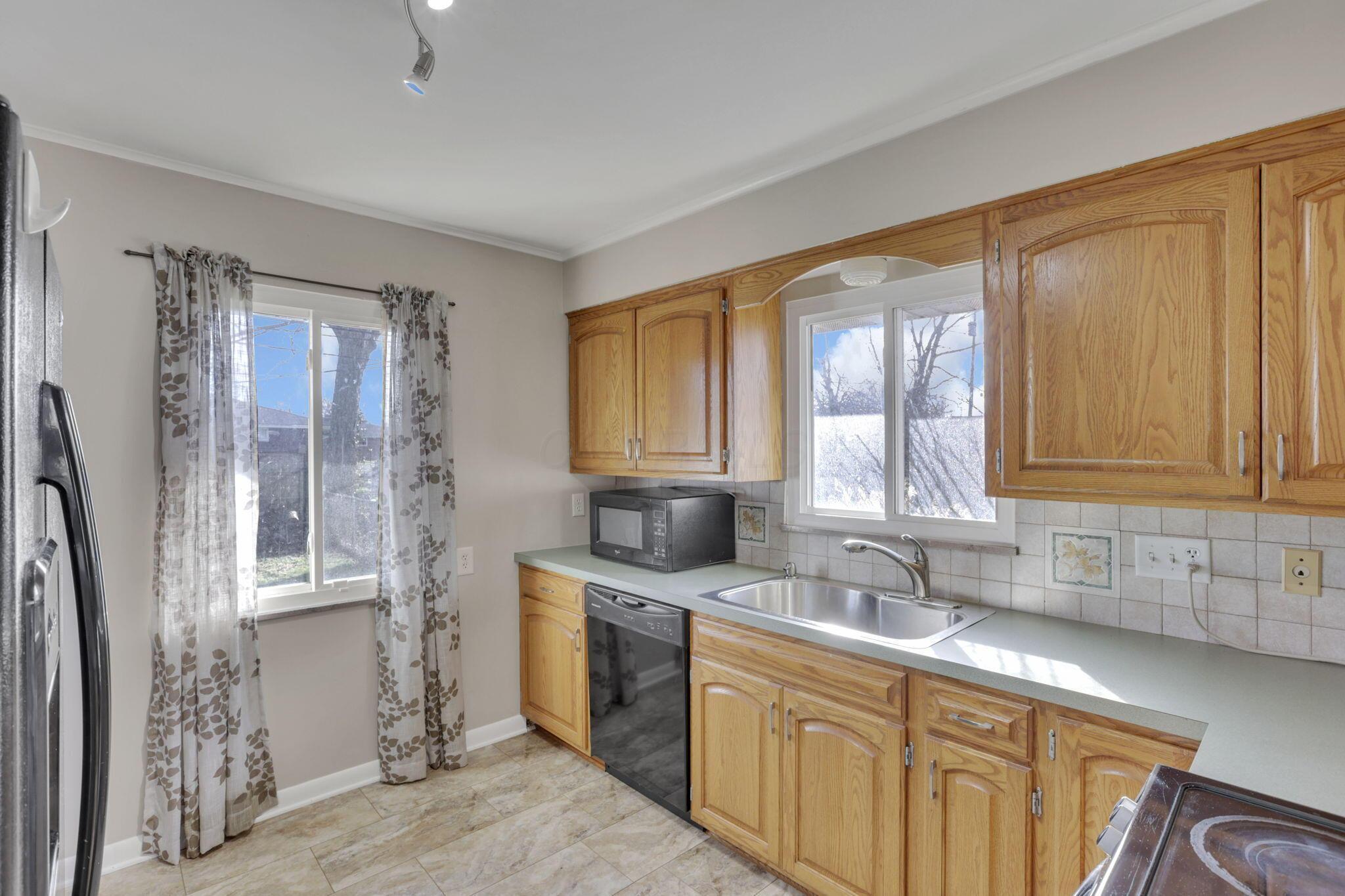 2731 Saint Joseph Avenue Property Photo 11