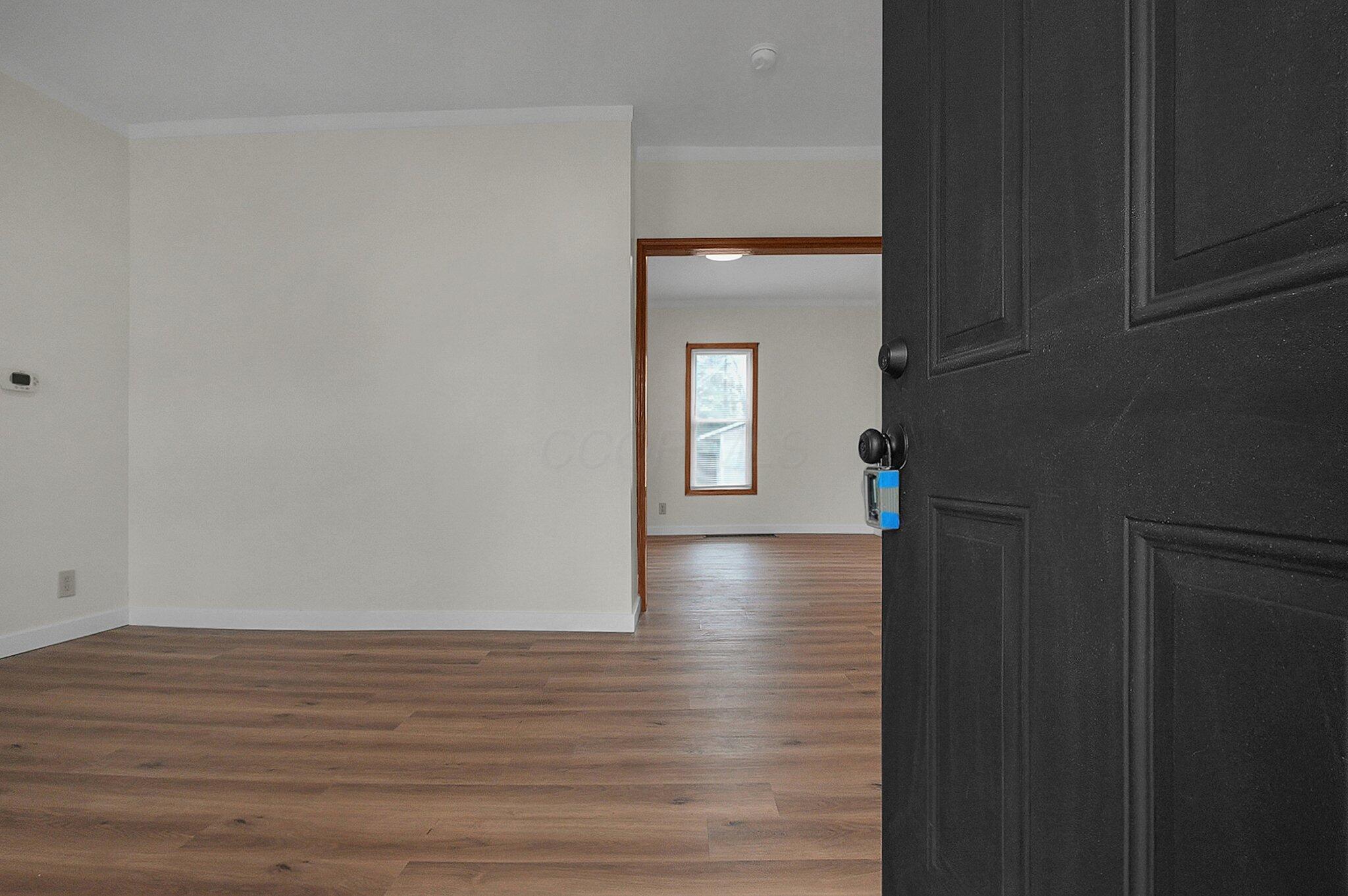 472 E Hinman Avenue Property Photo 3