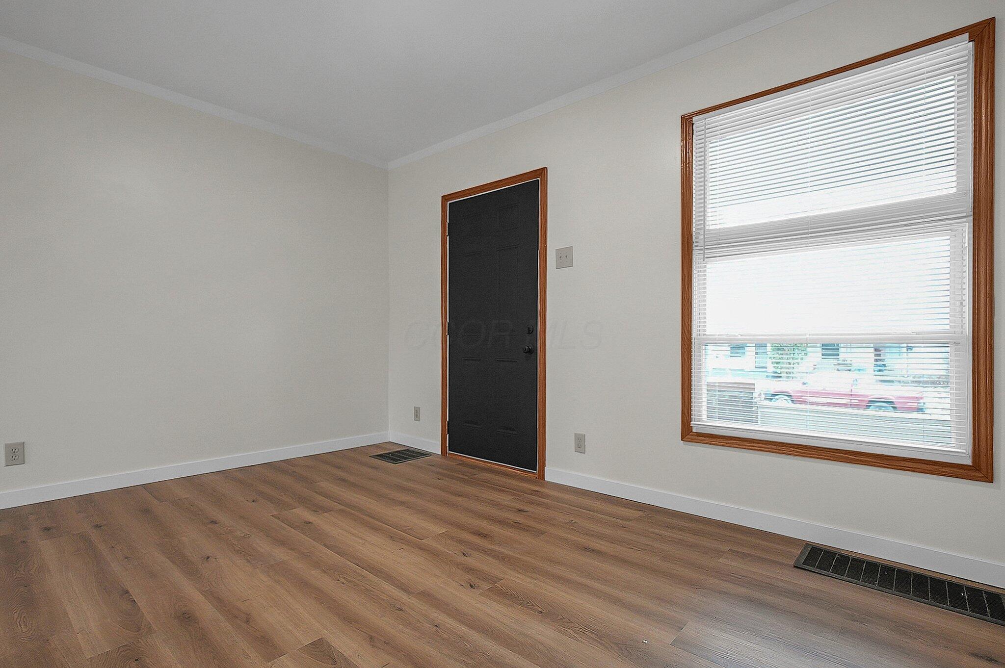 472 E Hinman Avenue Property Photo 5