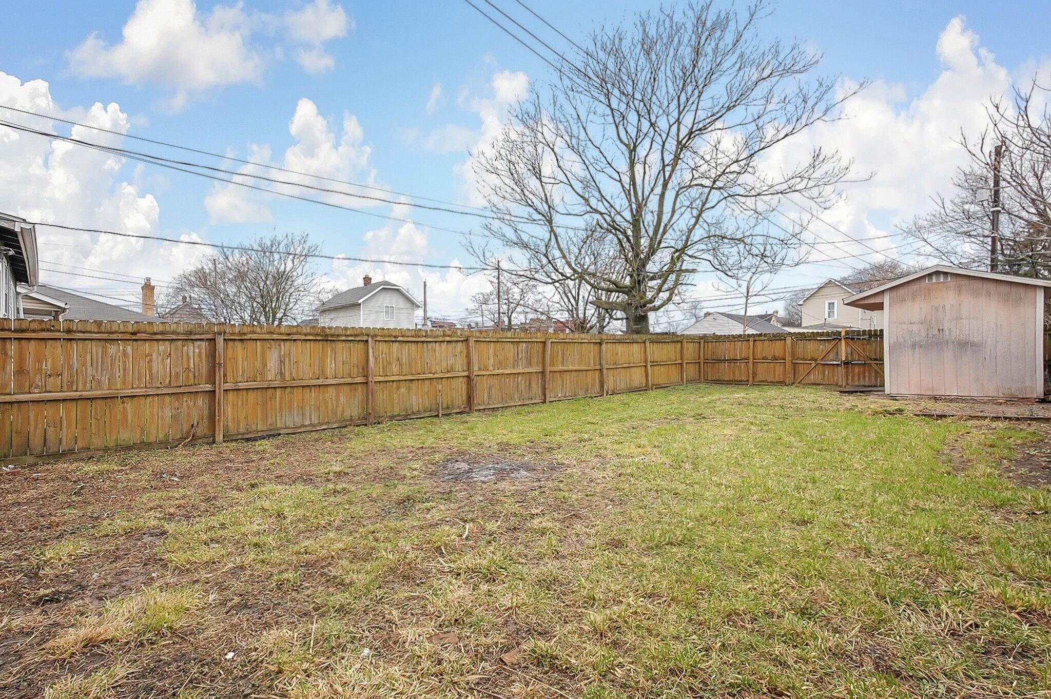 472 E Hinman Avenue Property Photo 23