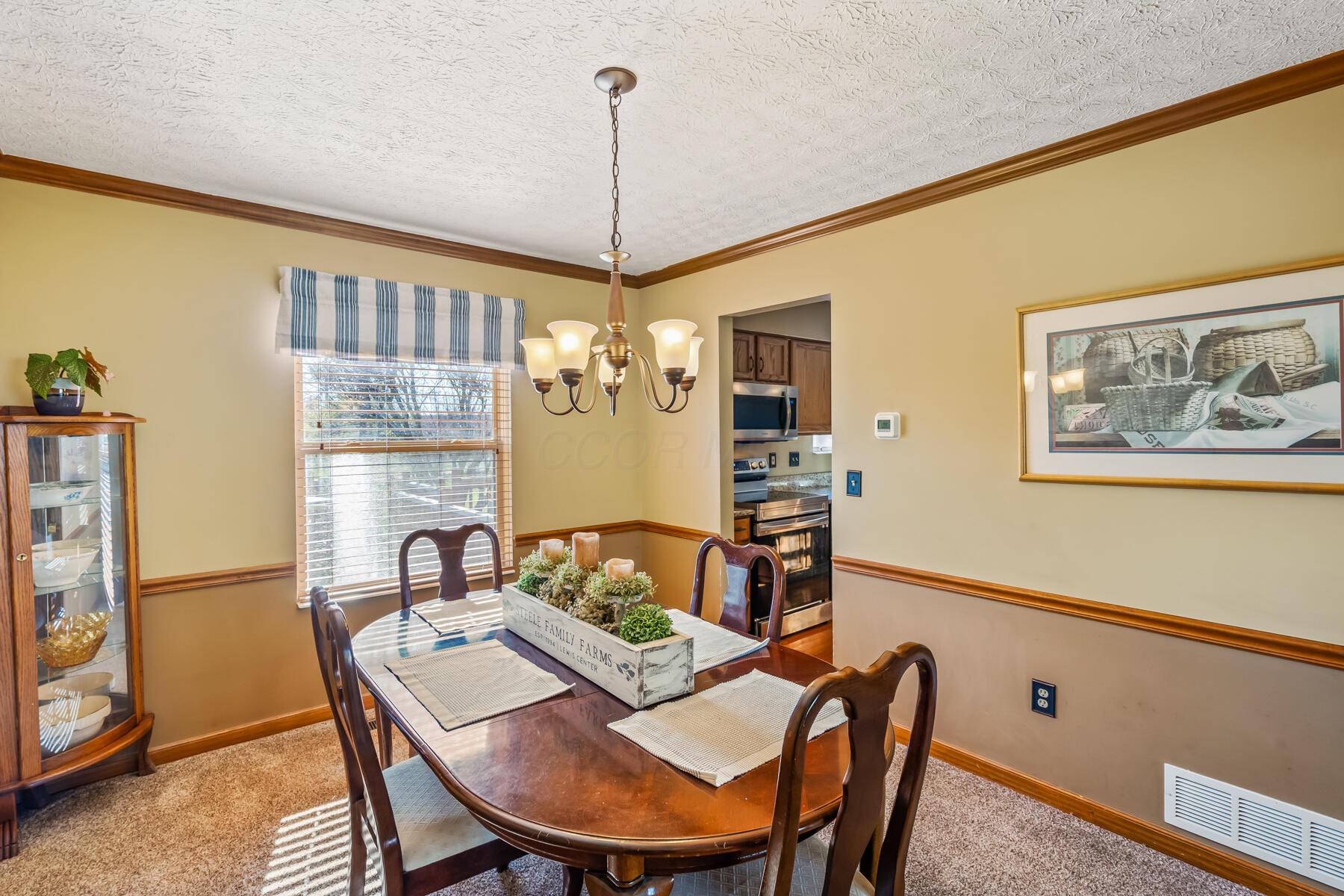 1200 Westwood Drive Property Photo 8
