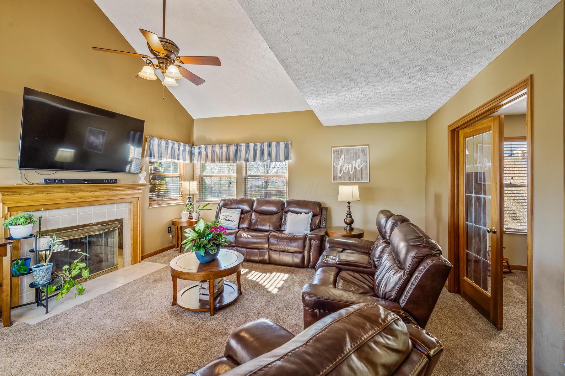 1200 Westwood Drive Property Photo 11