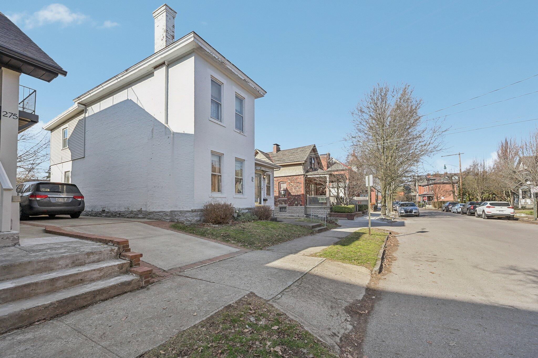 273 Reinhard Avenue Property Photo 2