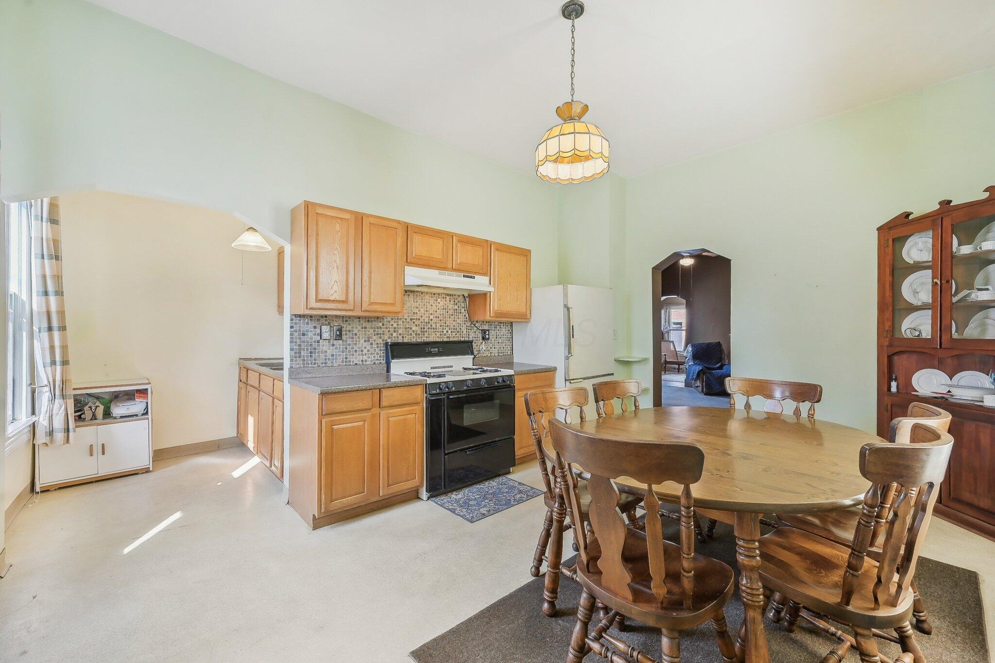 273 Reinhard Avenue Property Photo 19