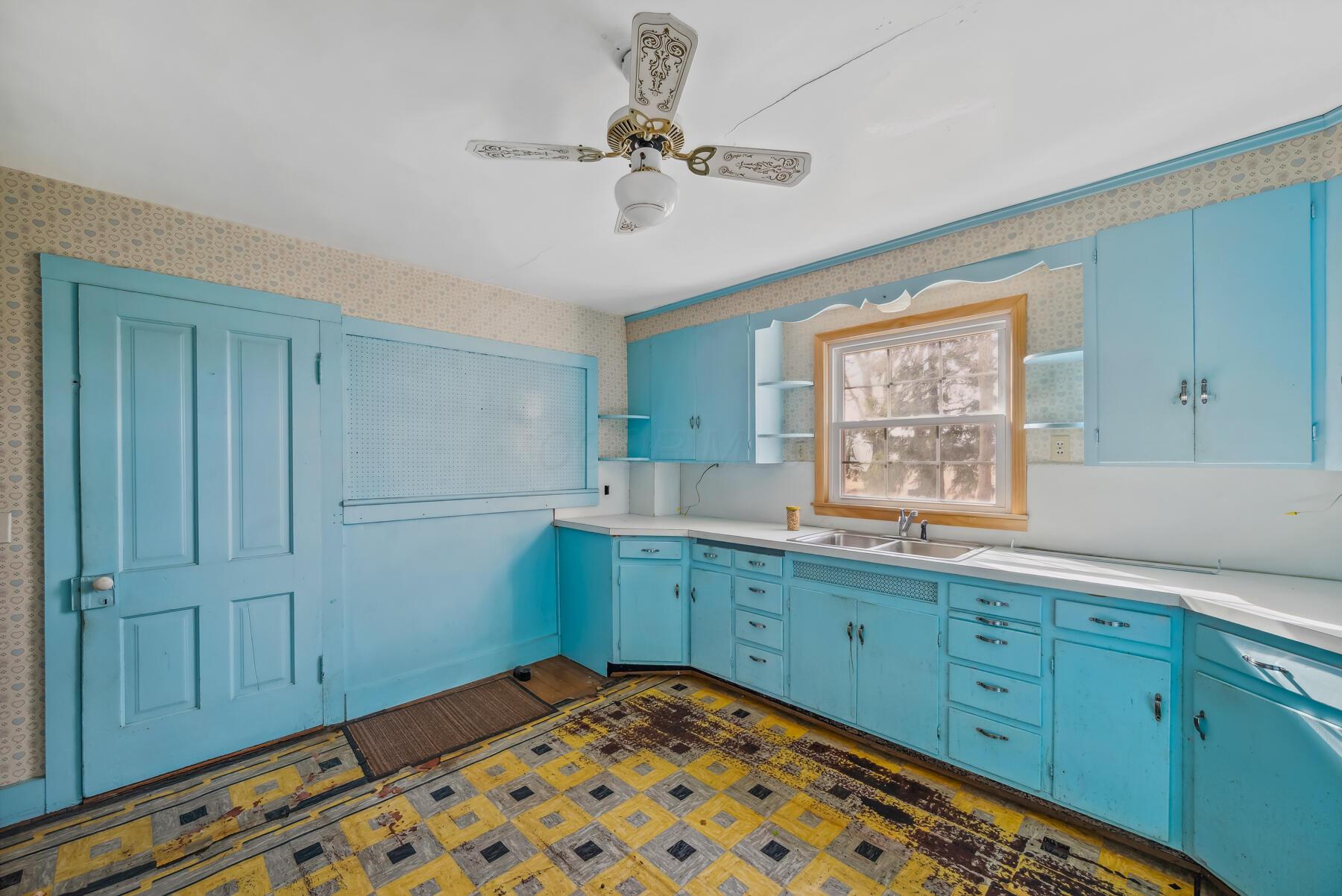3651 Swisher Road Property Photo 9