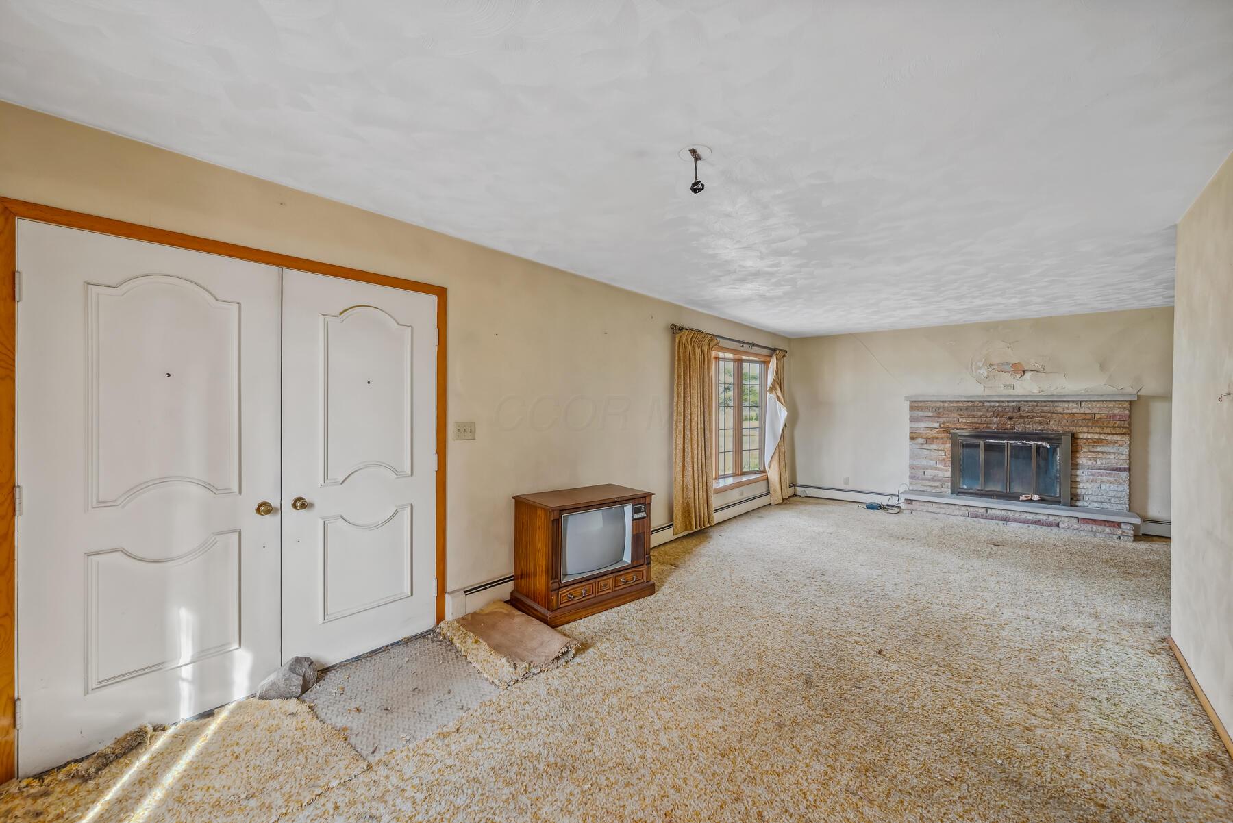 3651 Swisher Road Property Photo 12