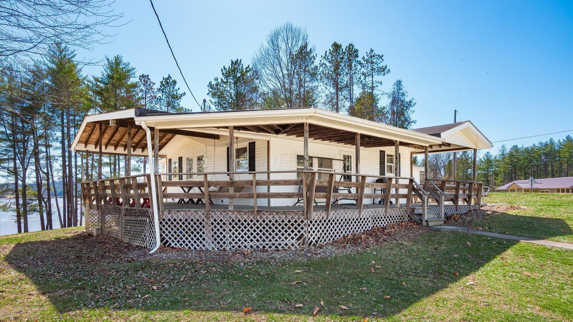 25833 Lashley Road Property Photo 5