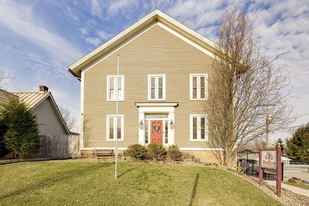 39 N Main Street Property Photo