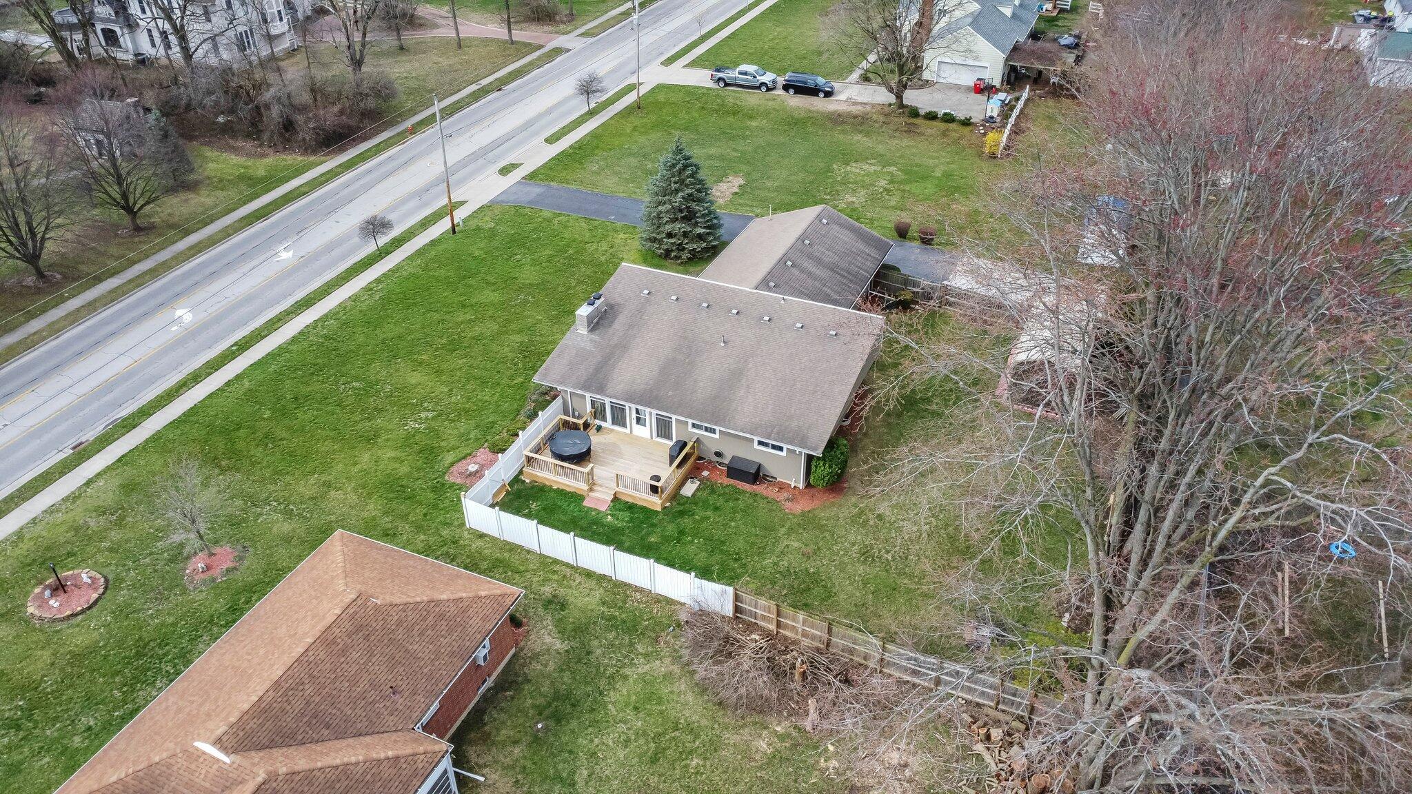 251 E High Street Property Photo 38
