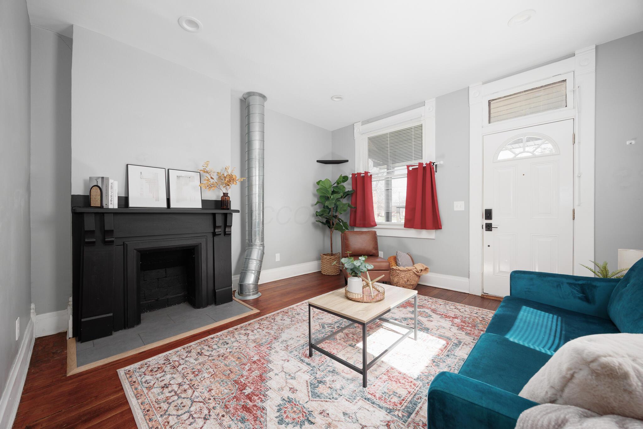 307-309 Wilson Avenue Property Photo 2