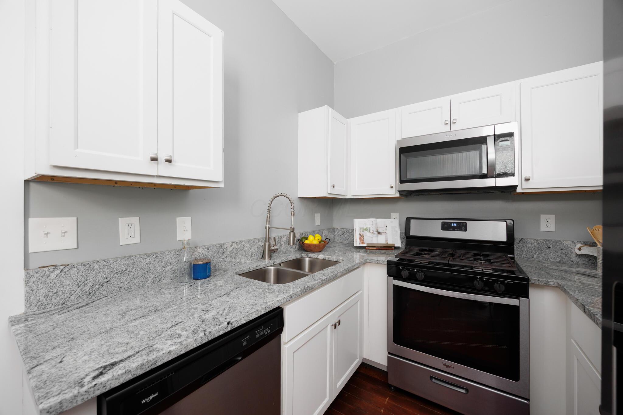 307-309 Wilson Avenue Property Photo 10