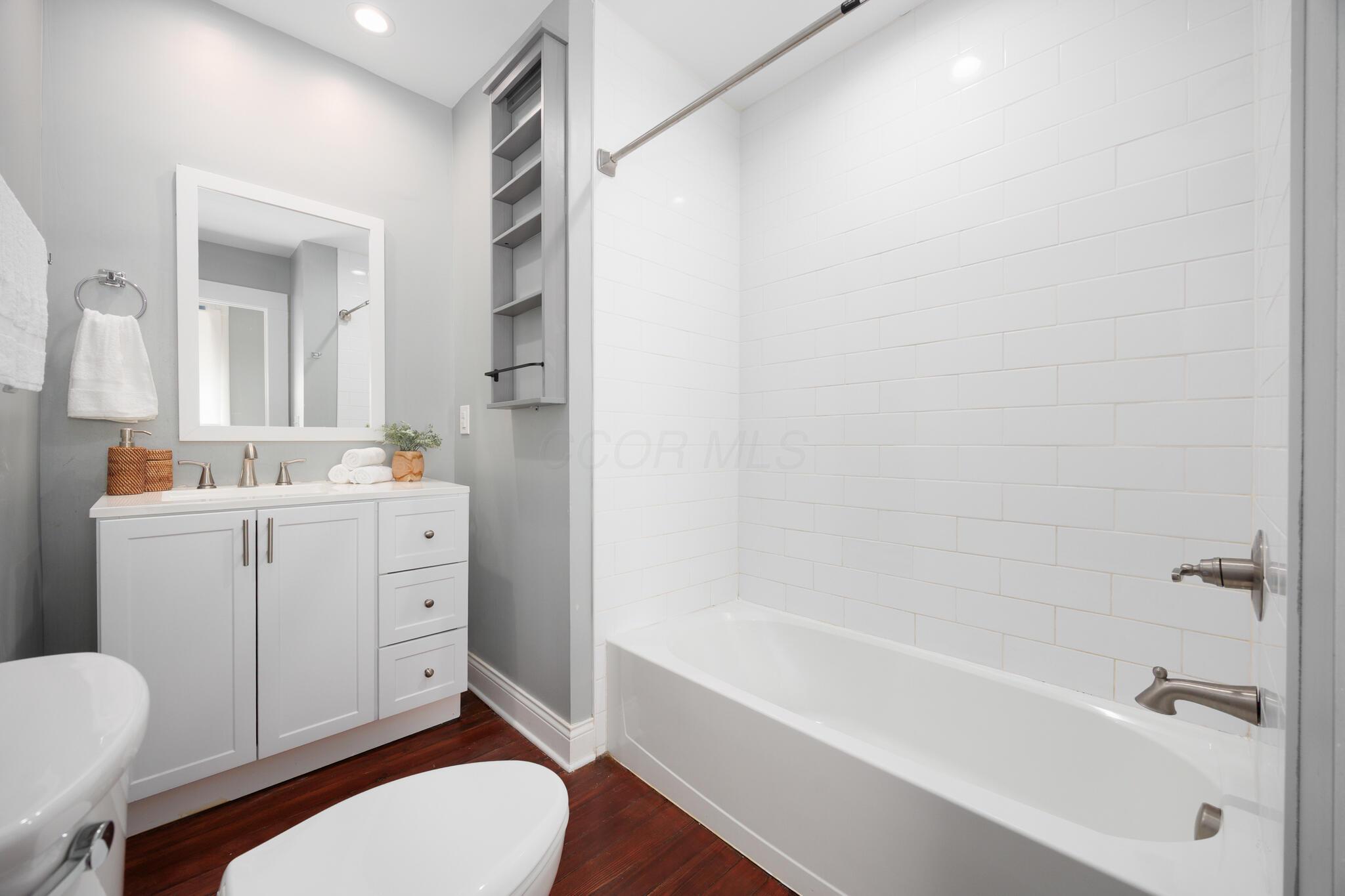 307-309 Wilson Avenue Property Photo 16