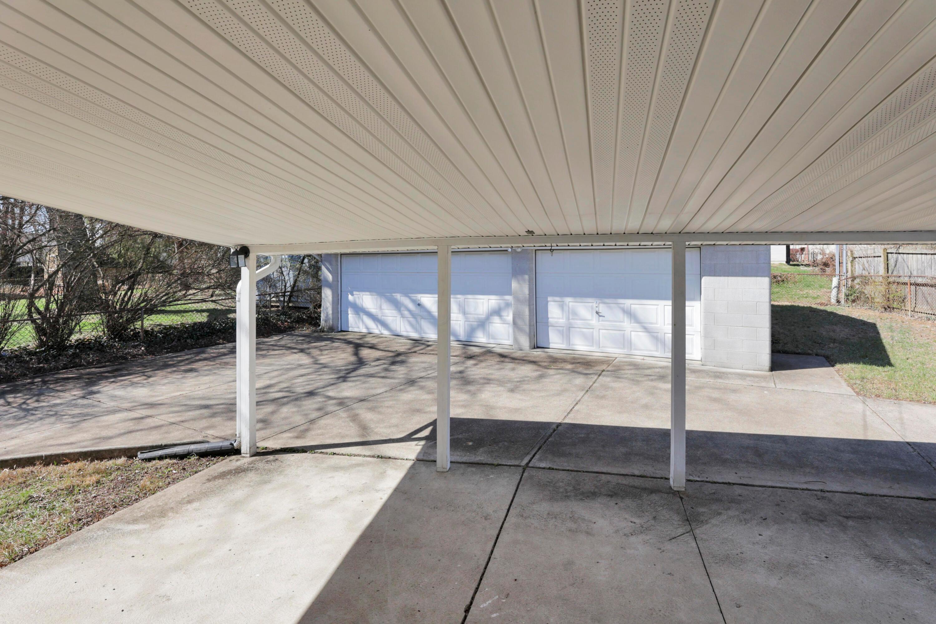 2911 Renfro Road Property Photo 23