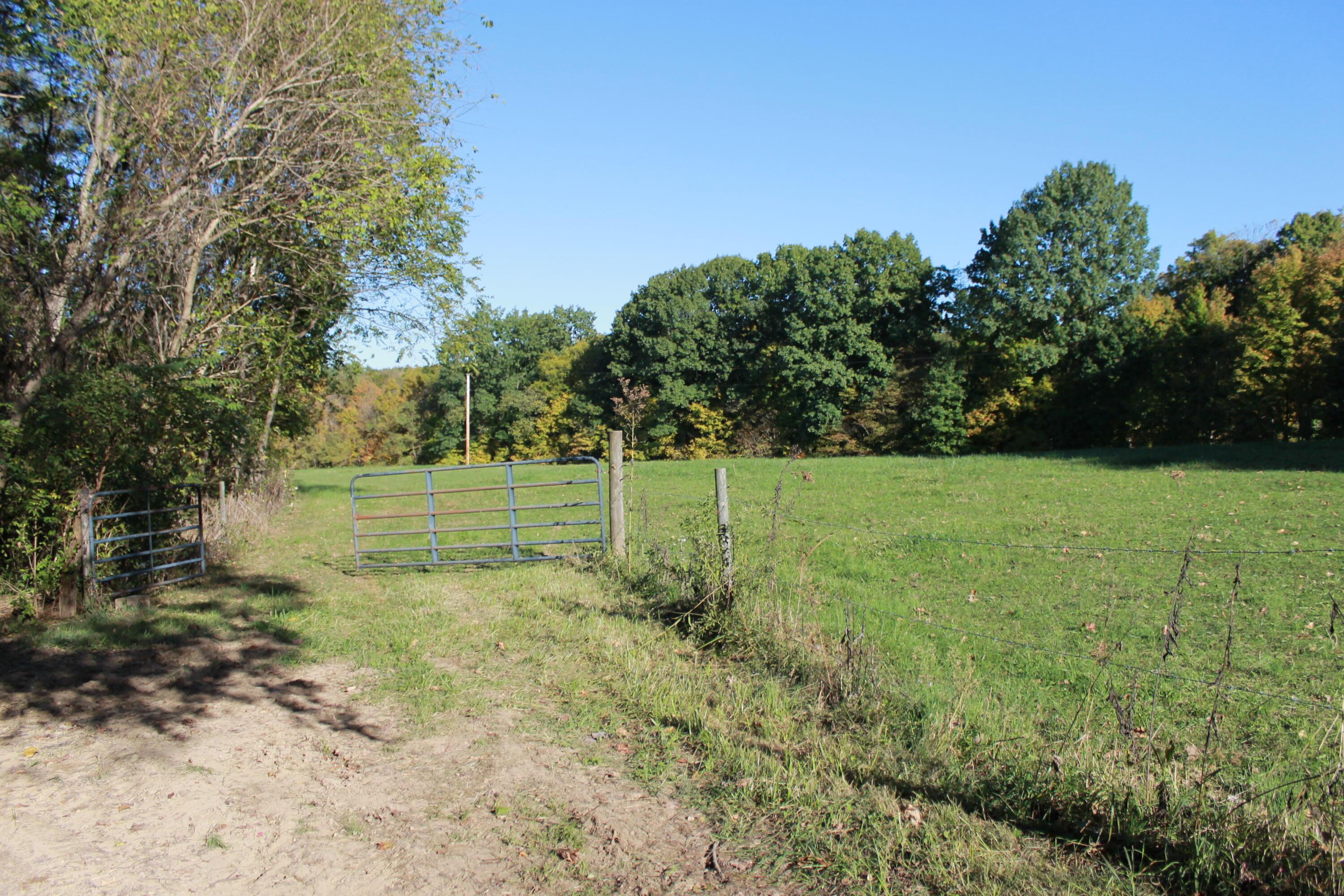 10705 Township Road 92 Nw Property Photo