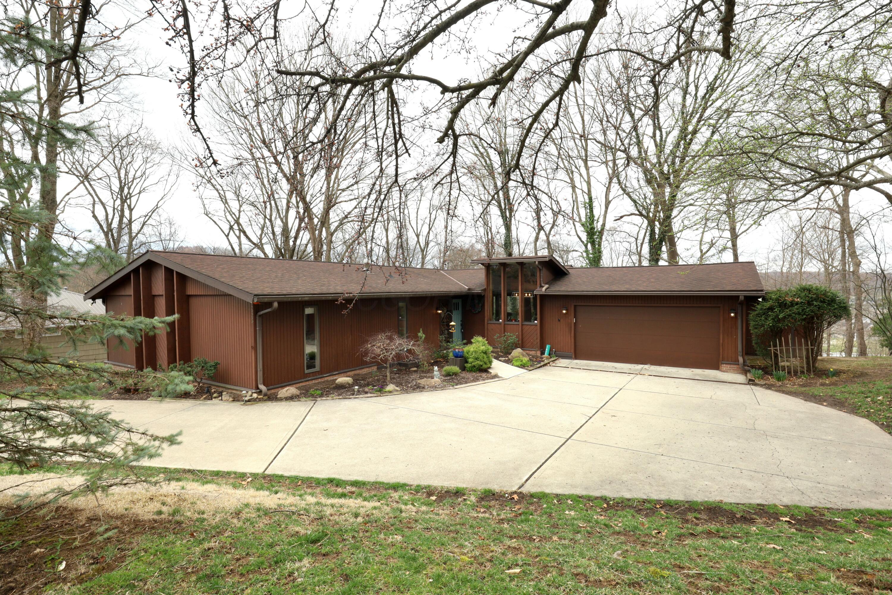 1625 Northwood Drive Ne Property Photo 1