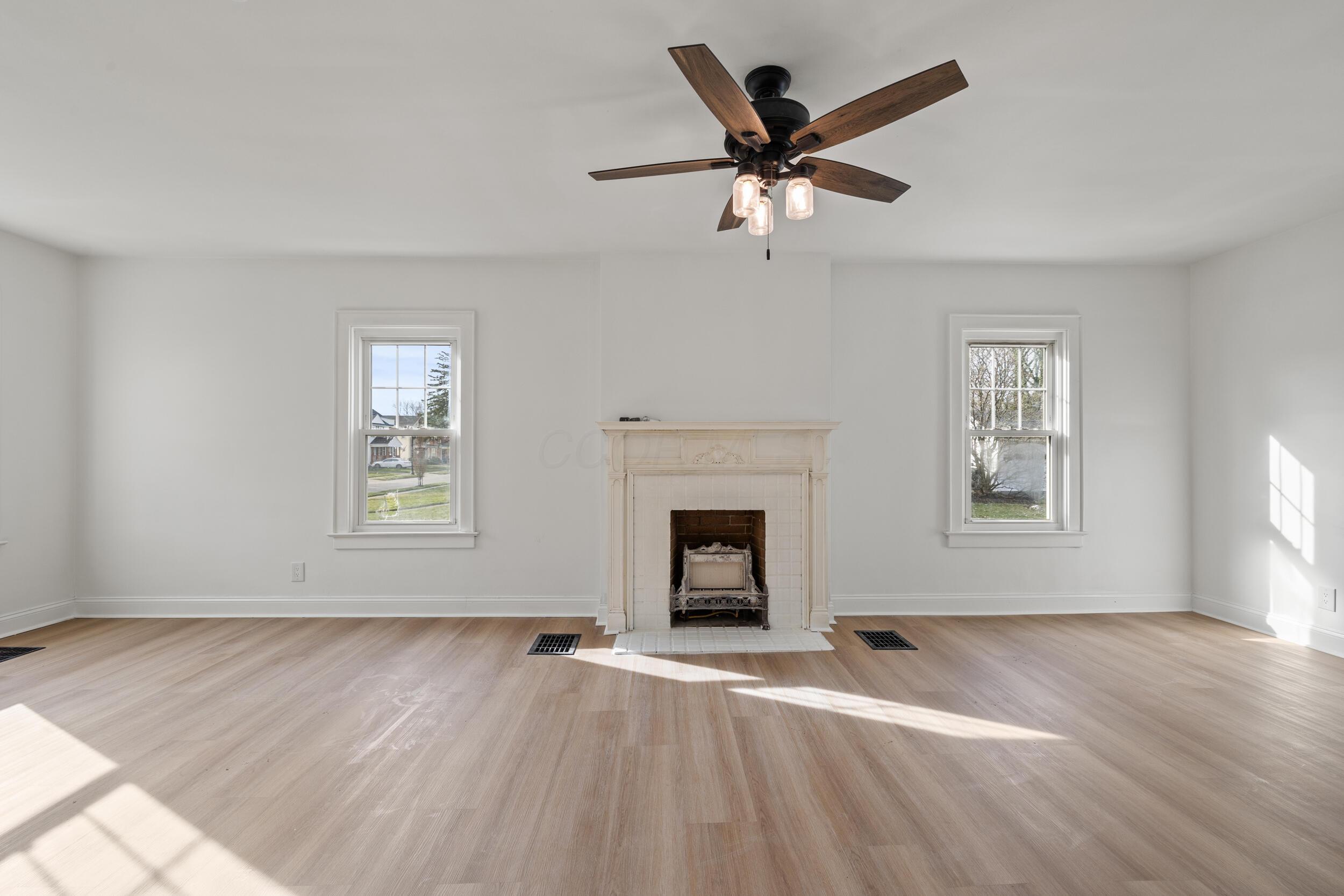 591 Binns Boulevard Property Photo 6