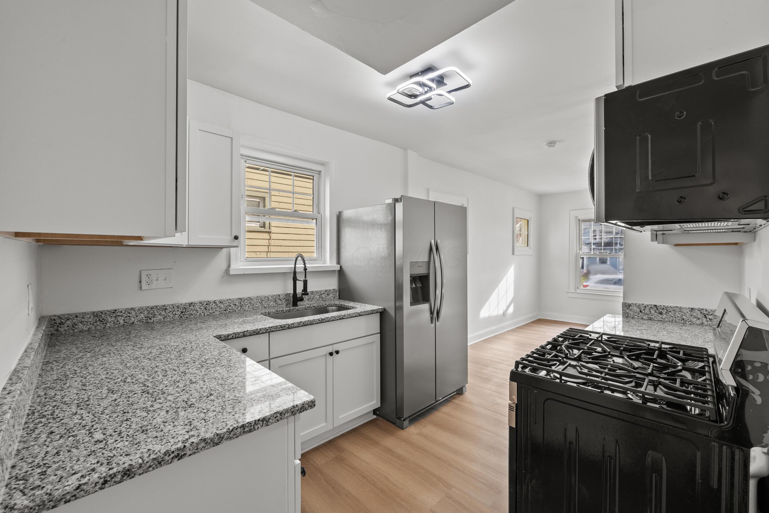 591 Binns Boulevard Property Photo 12