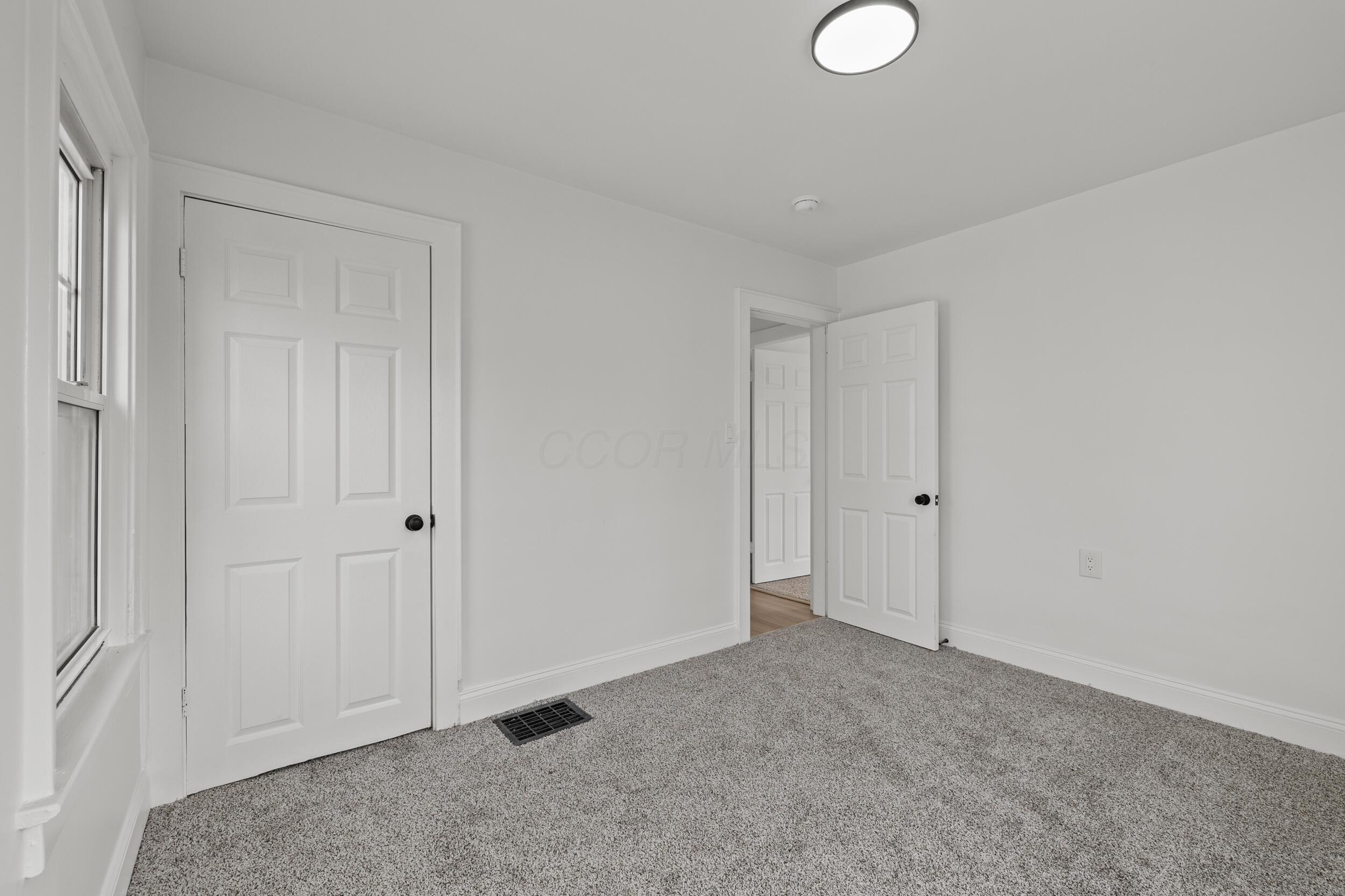 591 Binns Boulevard Property Photo 17