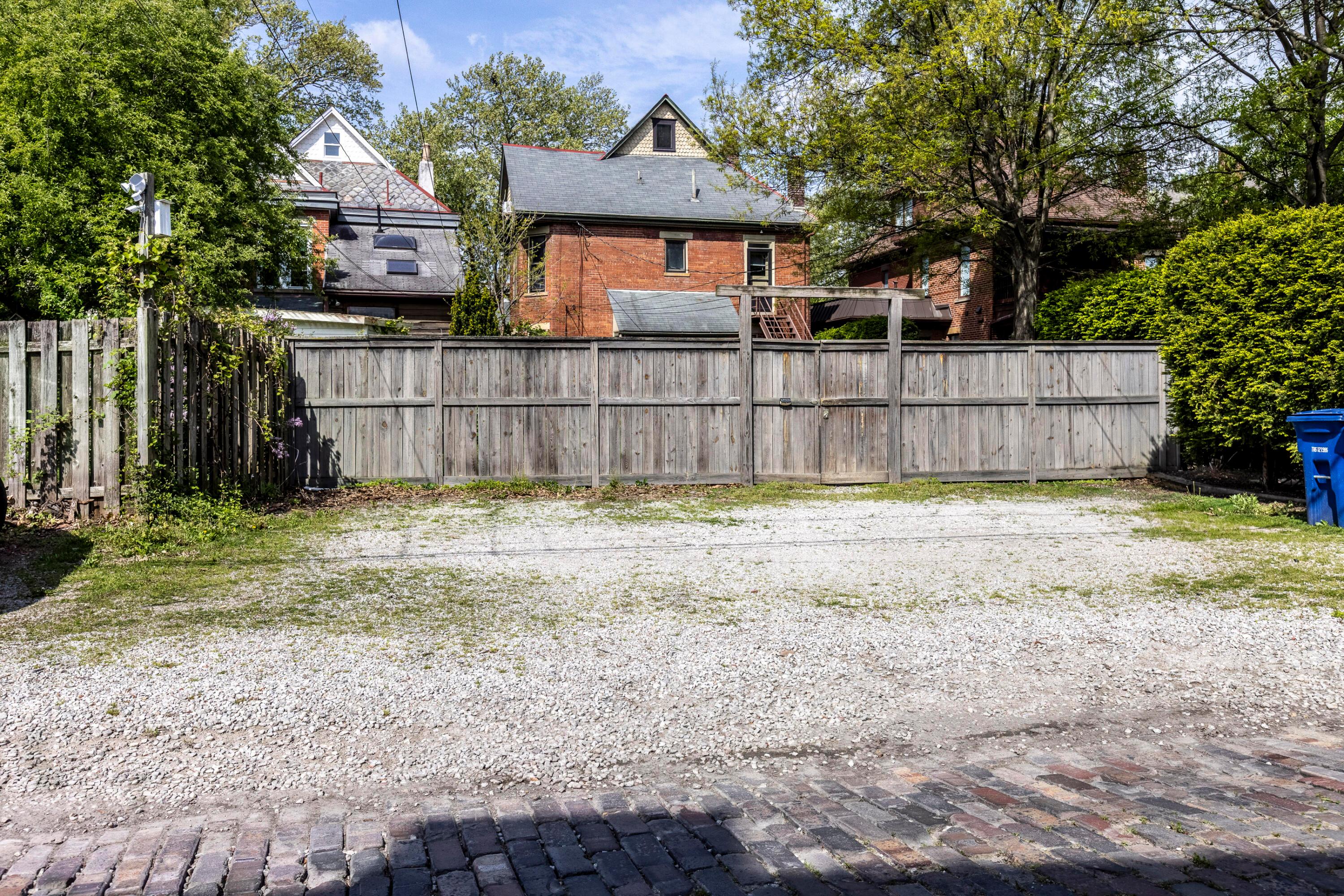 746-748 Neil Avenue Property Photo 54
