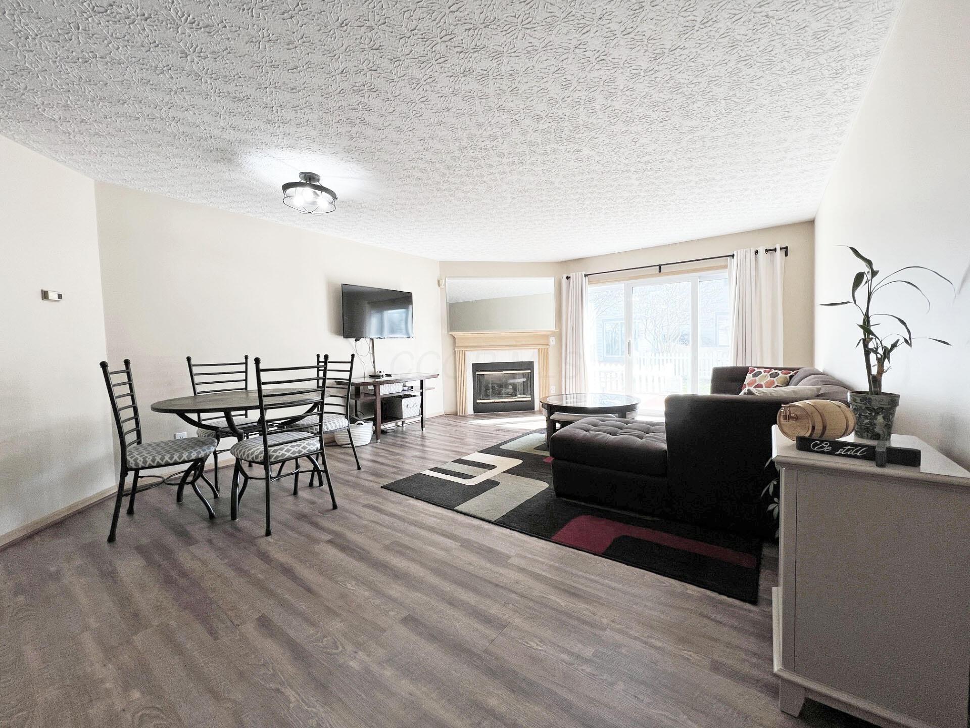 2224 Victoria Park Drive Property Photo 4