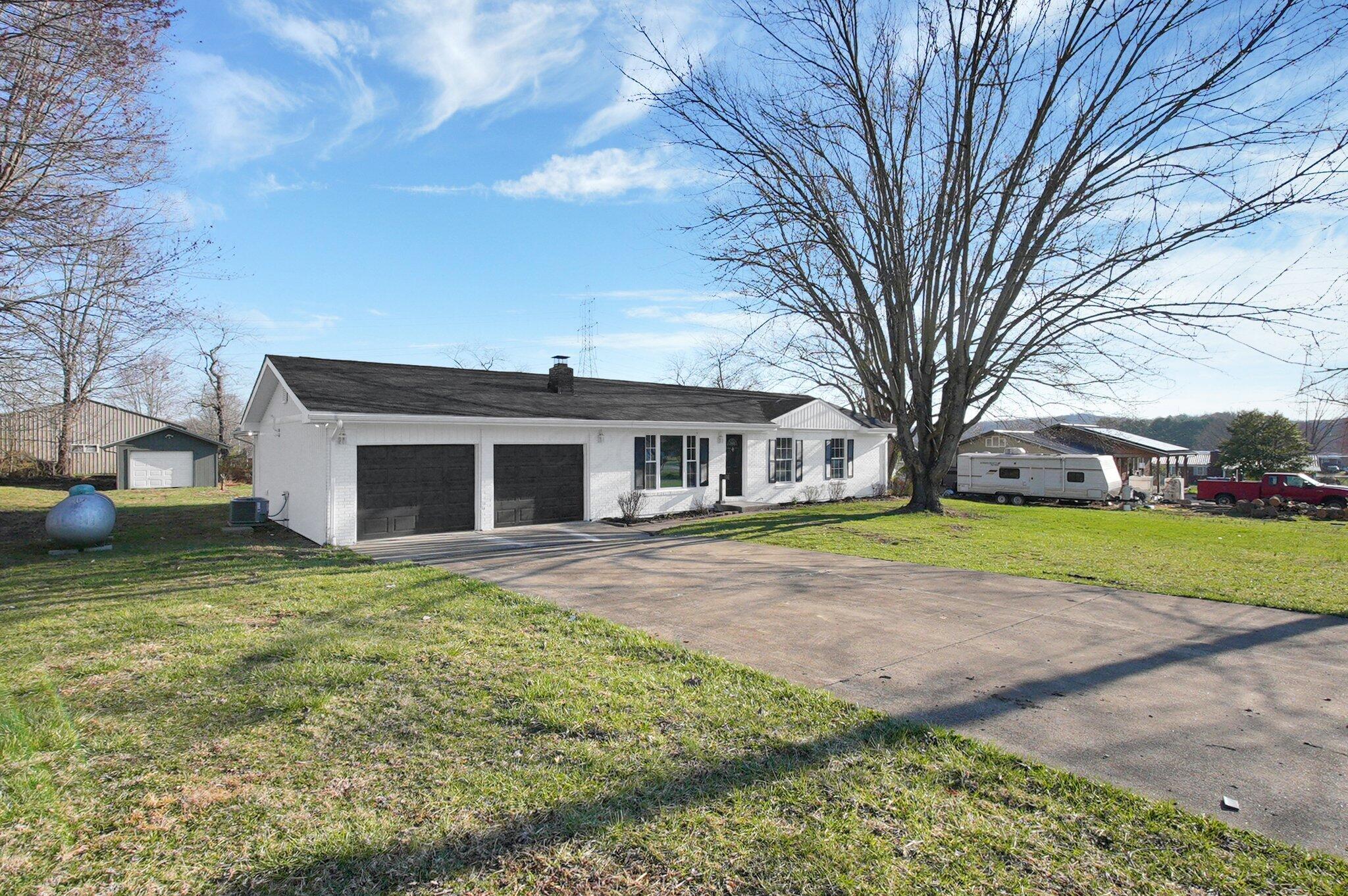 106 Amby Lane Property Photo 3