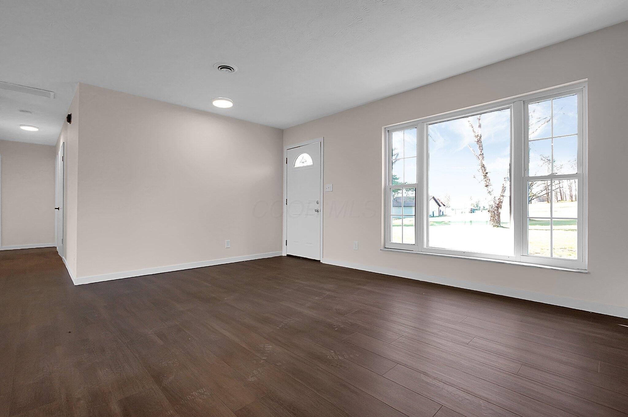 106 Amby Lane Property Photo 8