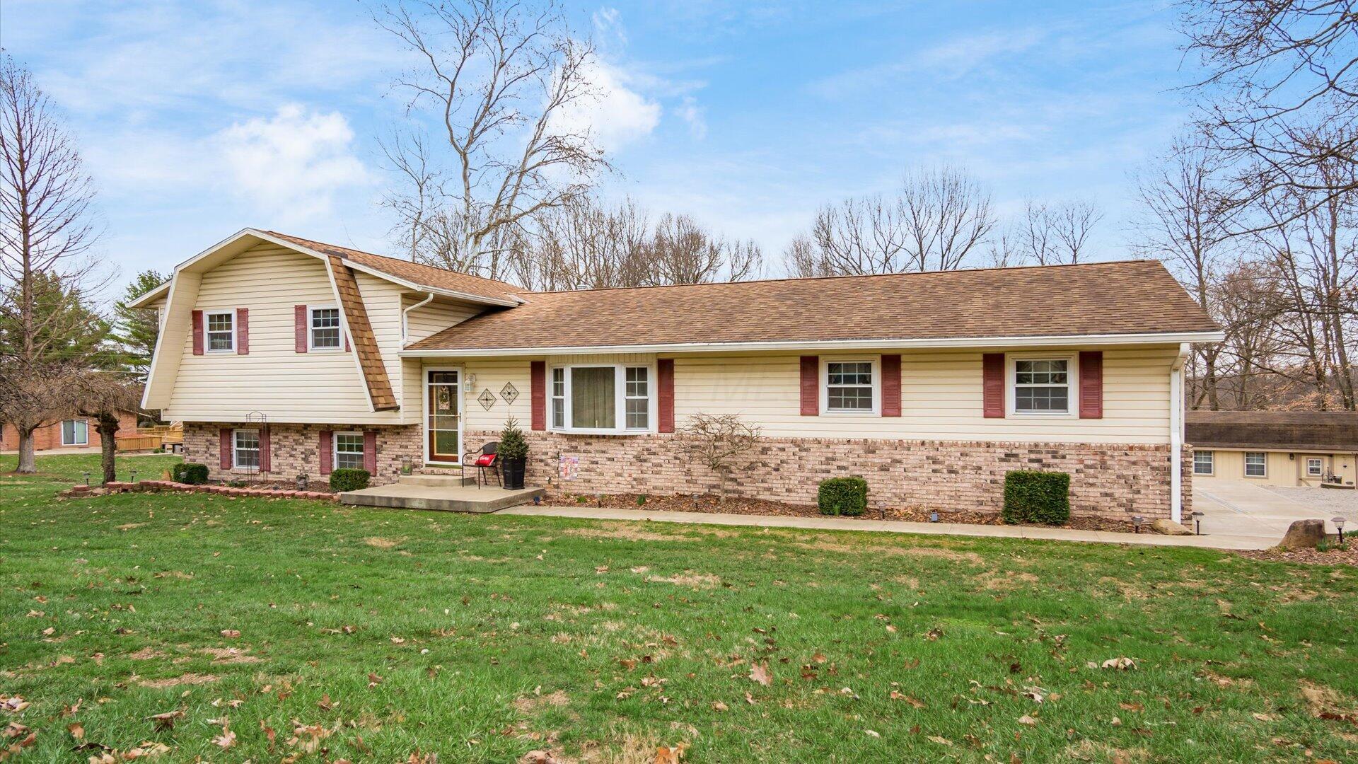 7250 Forest Lane Property Photo