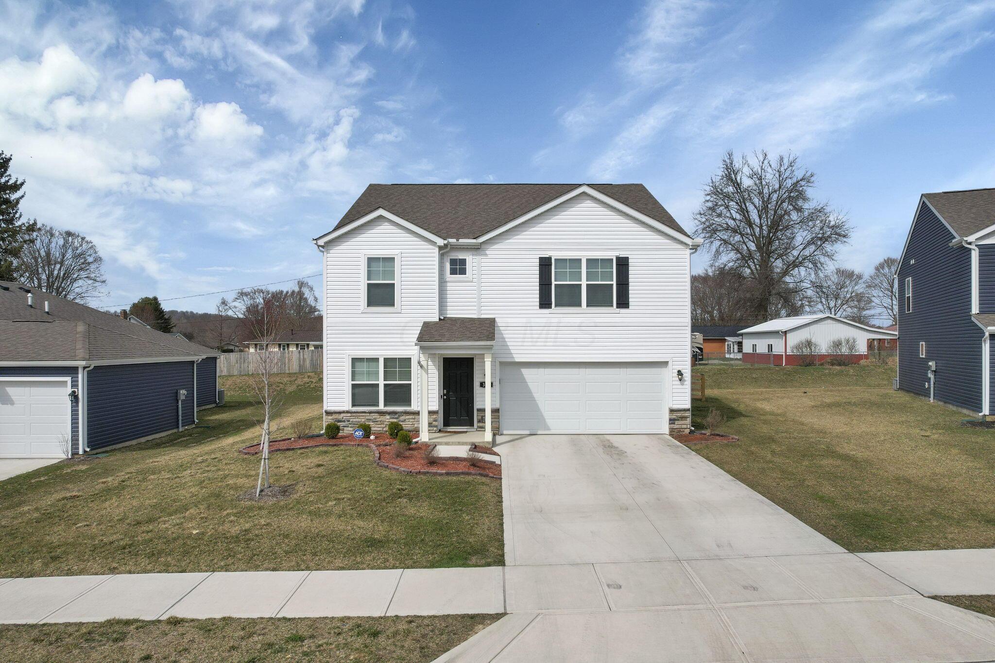 380 Trinity Way E Property Photo 1