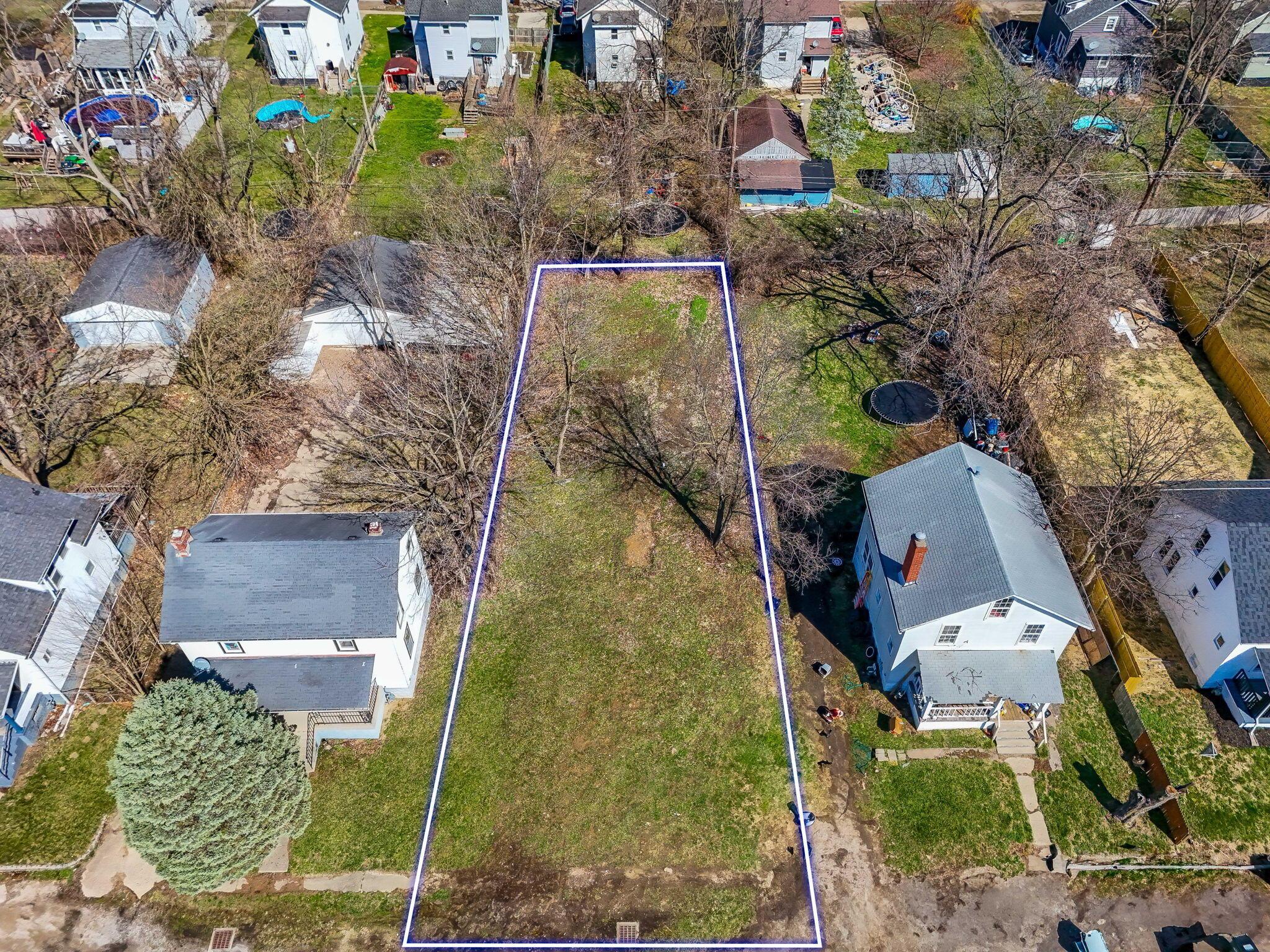 2096 Minnesota Avenue Property Photo 4