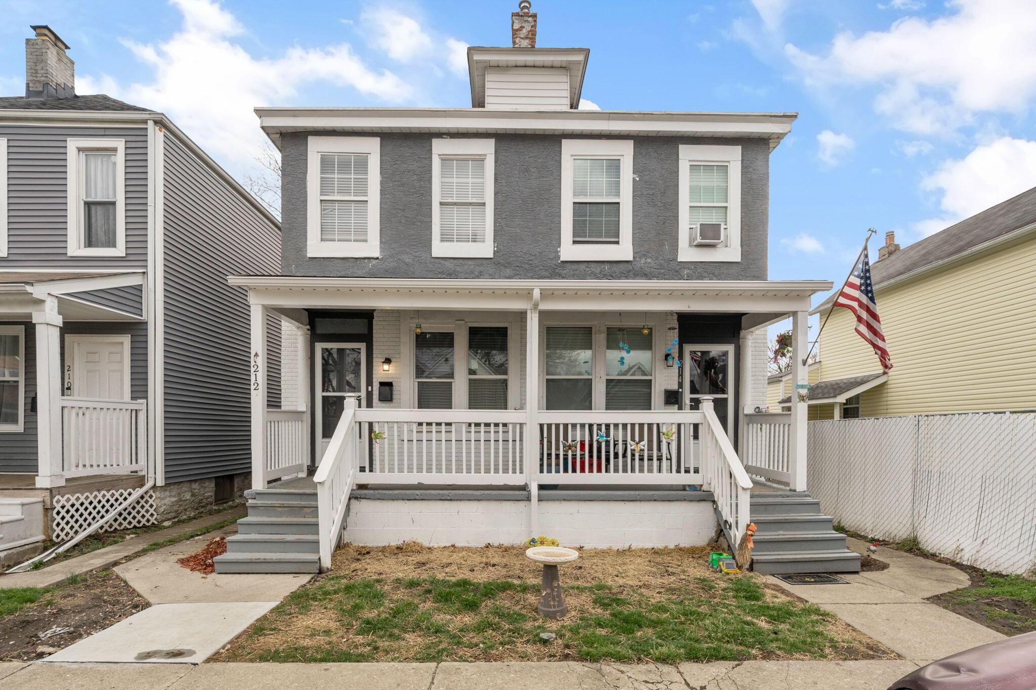 212 S Yale Avenue Property Photo 2