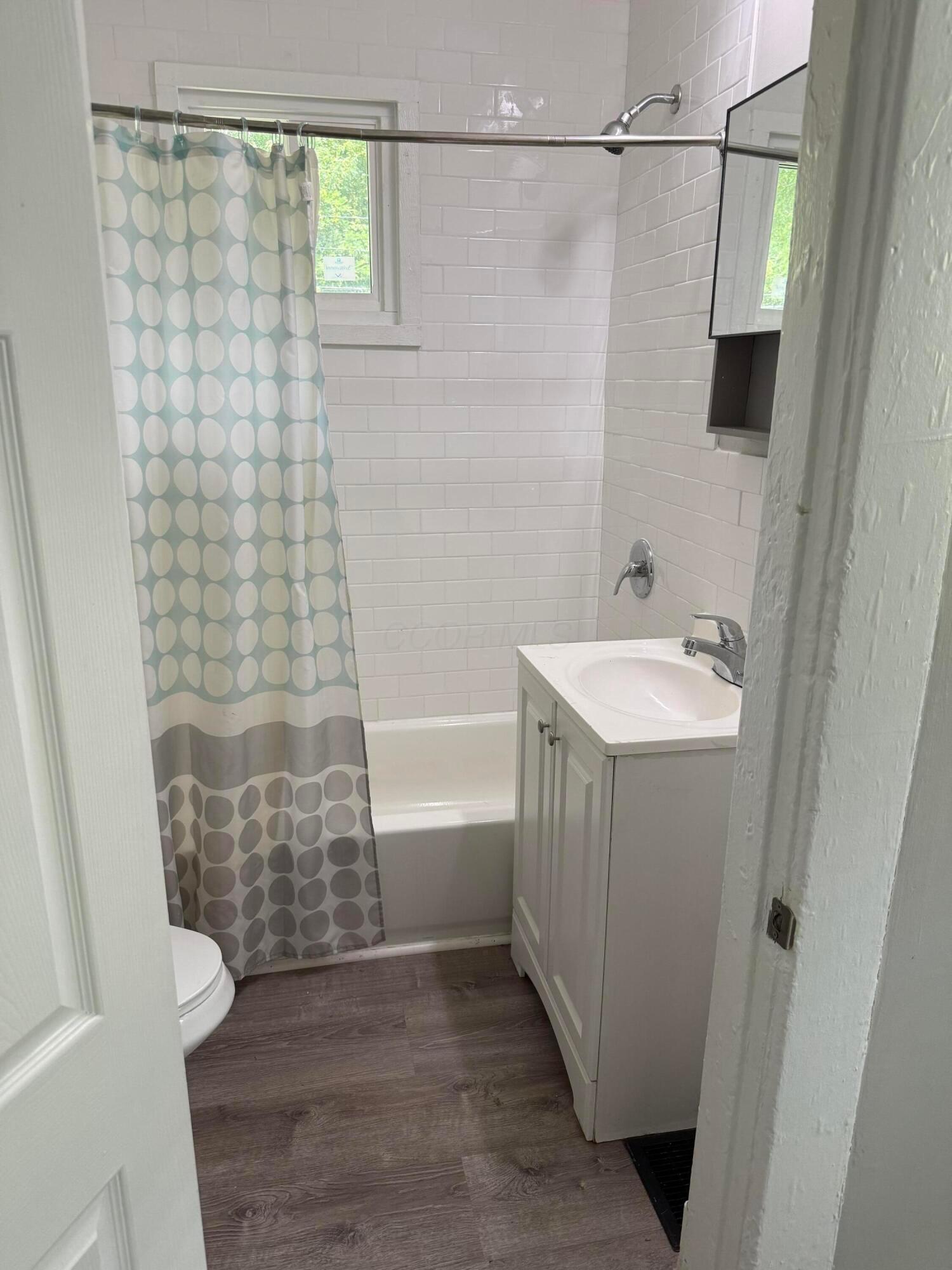 212 S Yale Avenue Property Photo 39