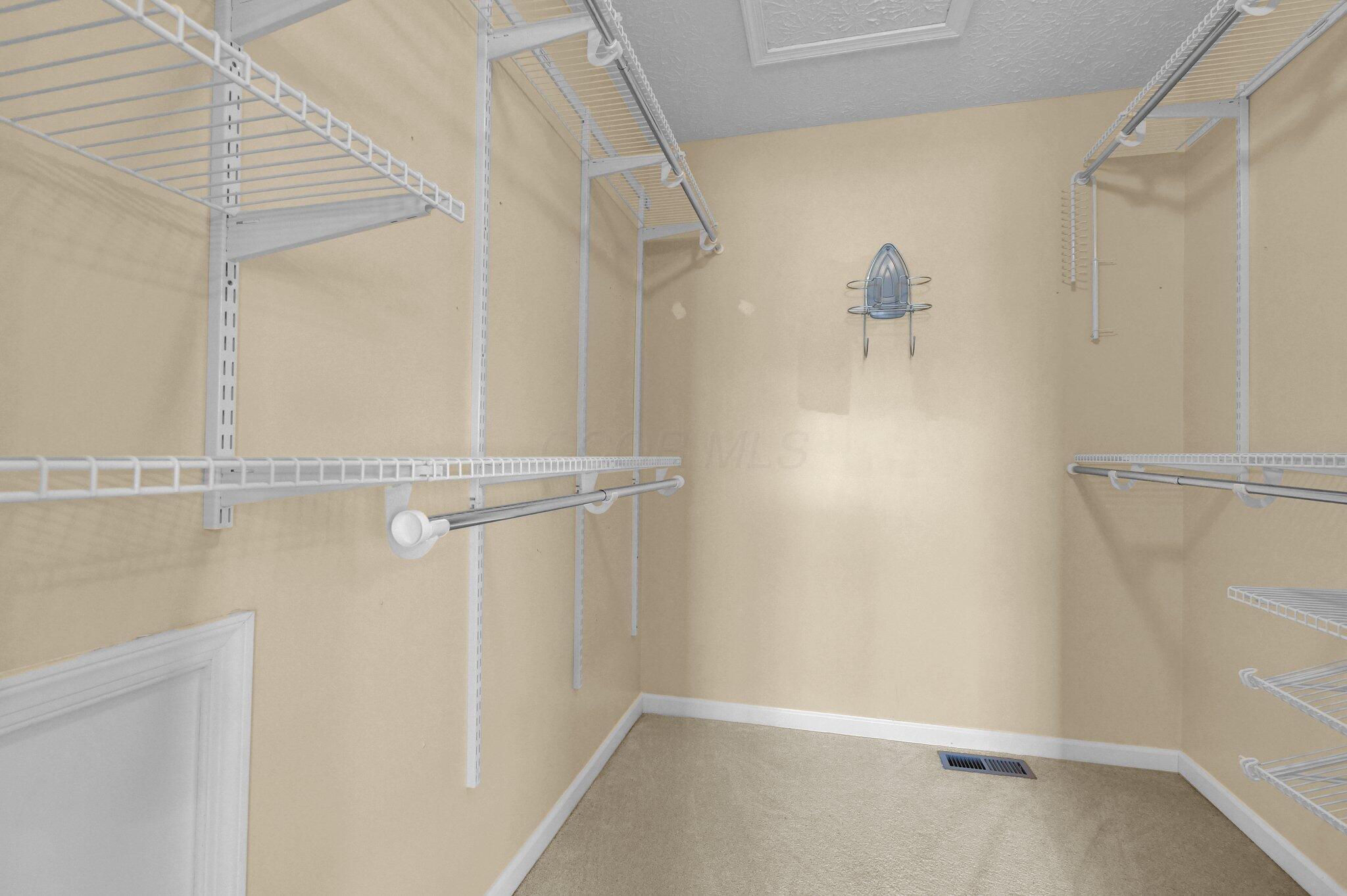 1208 Parsons Court Property Photo 29