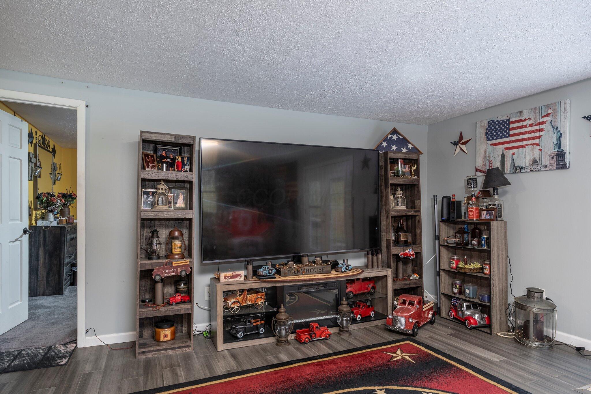 3661 Lick Run Road Property Photo 17