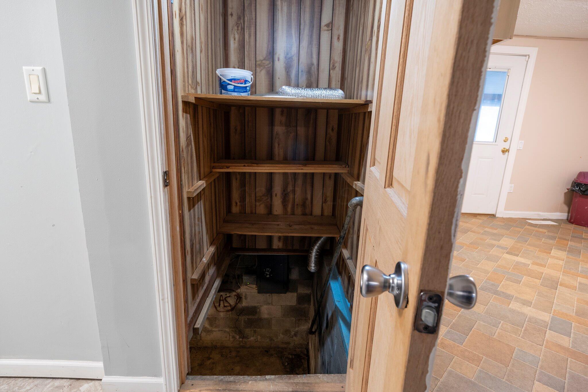 3661 Lick Run Road Property Photo 31