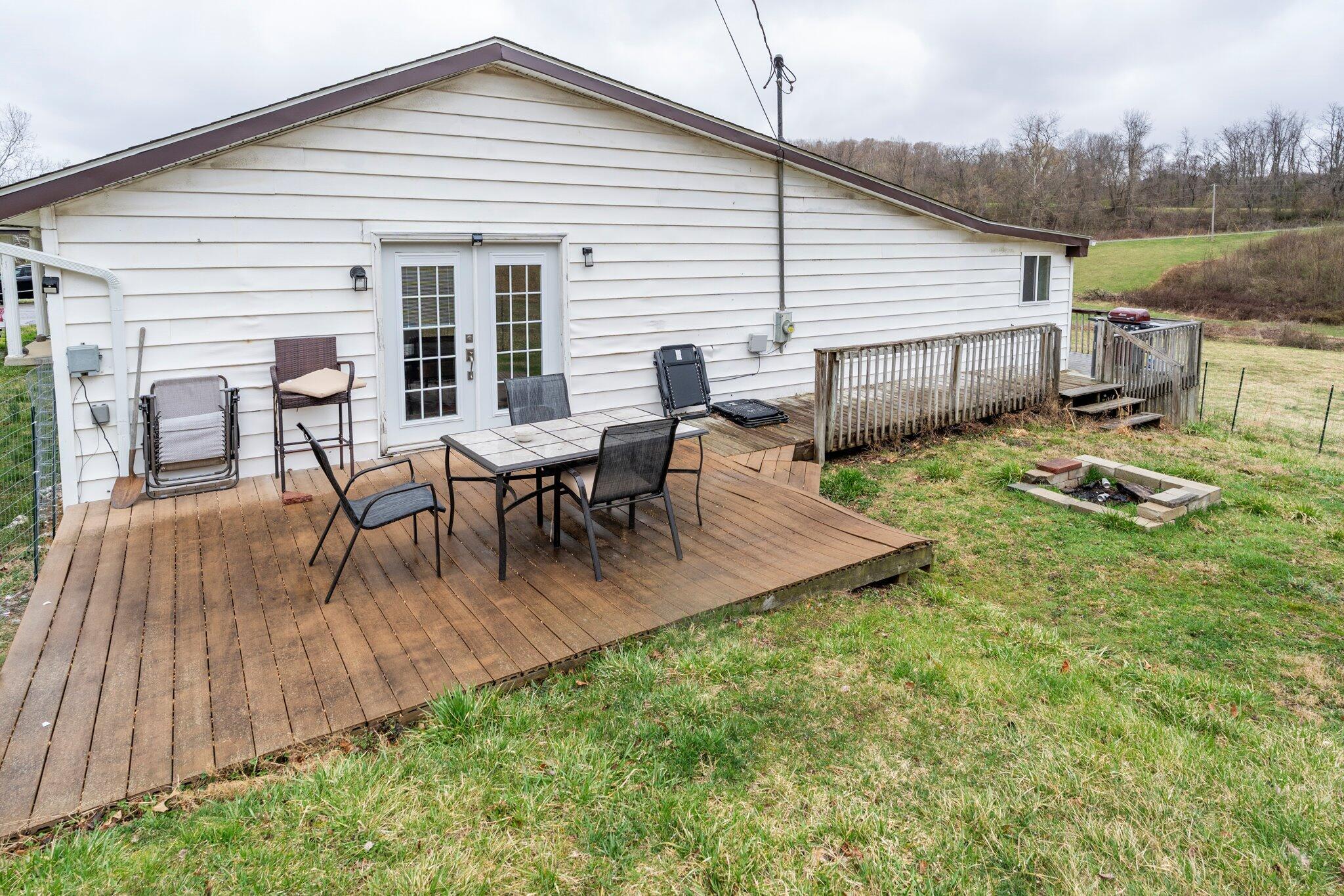 3661 Lick Run Road Property Photo 32