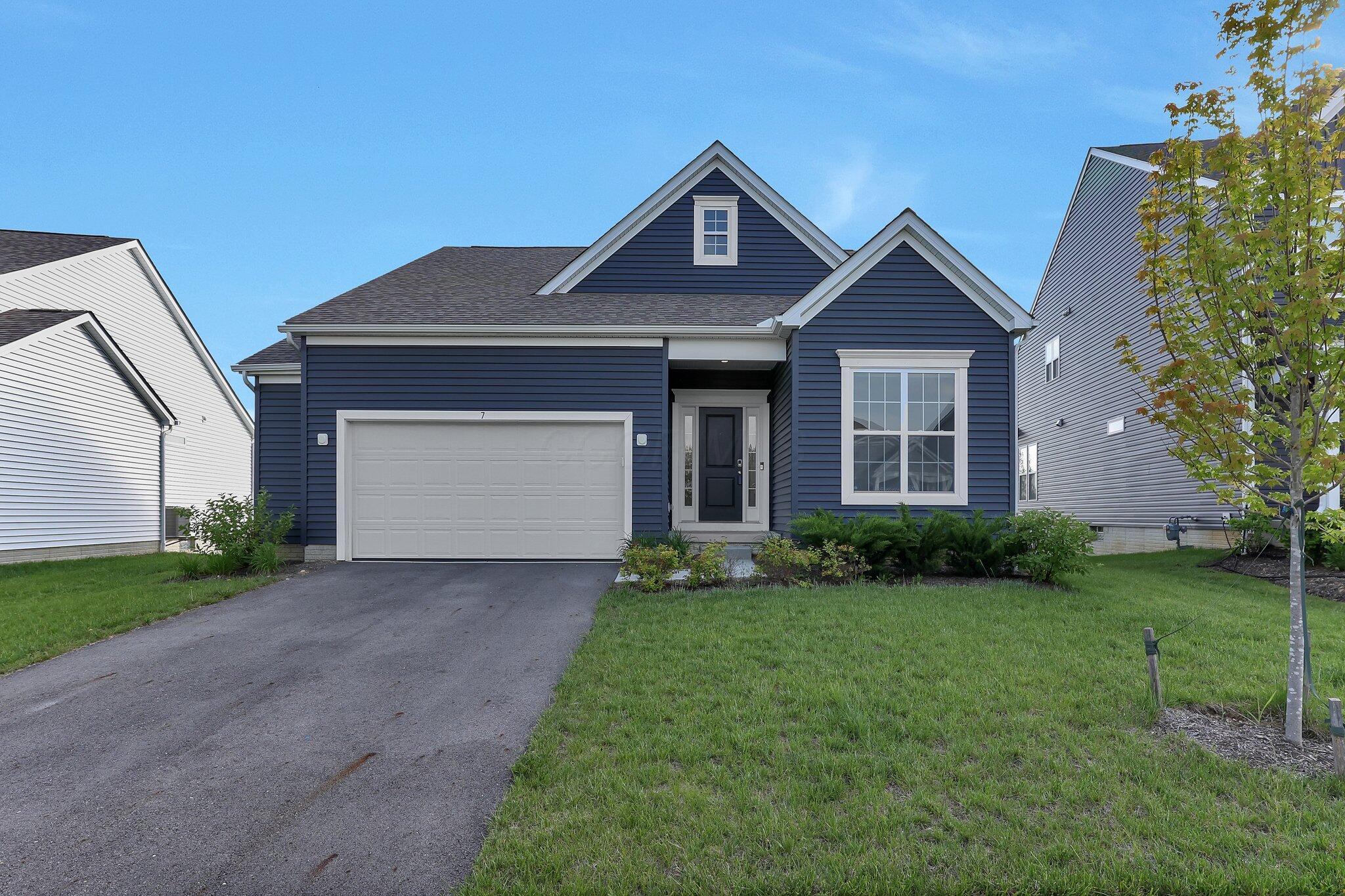 7 Erin Hills Road Property Photo 1