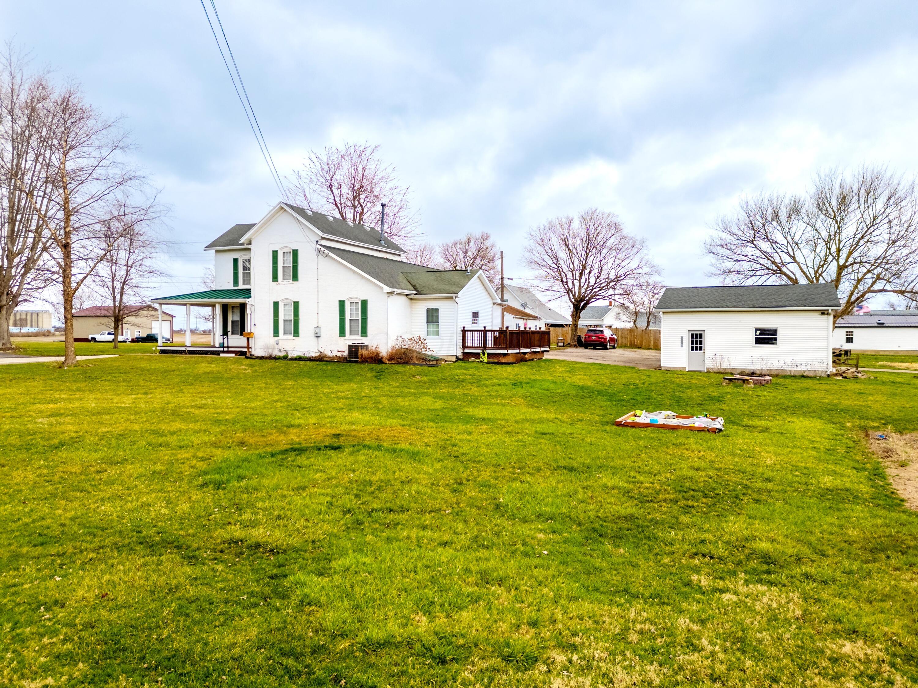 39 E High Street Property Photo 8