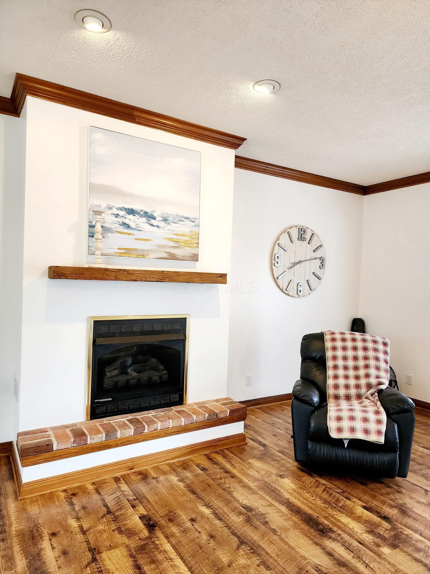 39 E High Street Property Photo 18