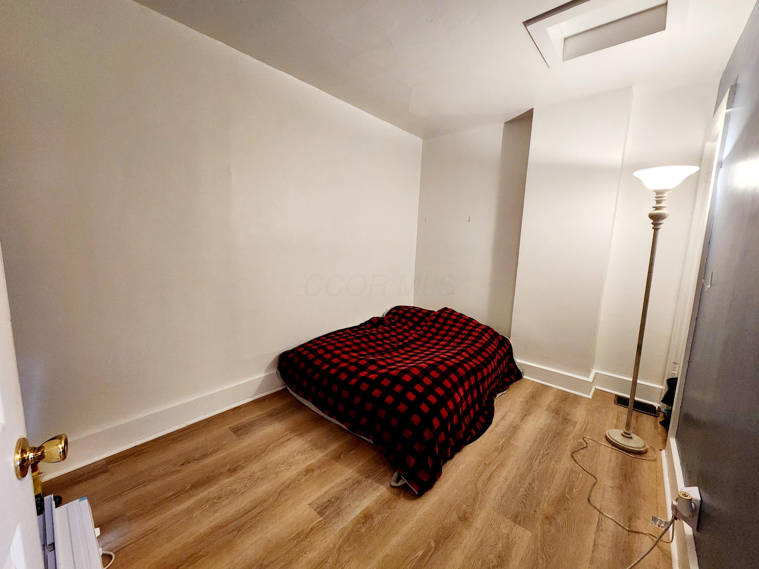 39 E High Street Property Photo 36