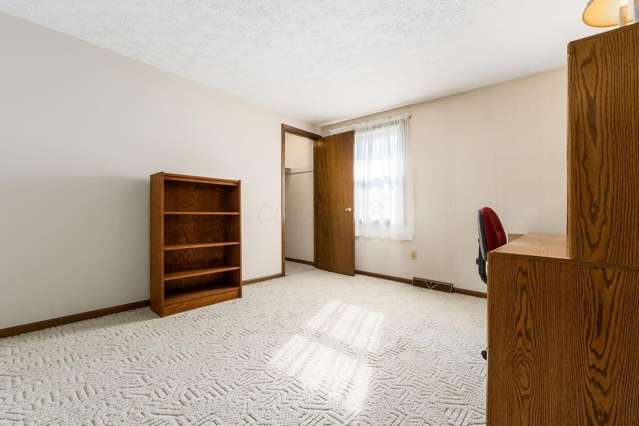 10180 S Crosset Hill Drive Property Photo 31