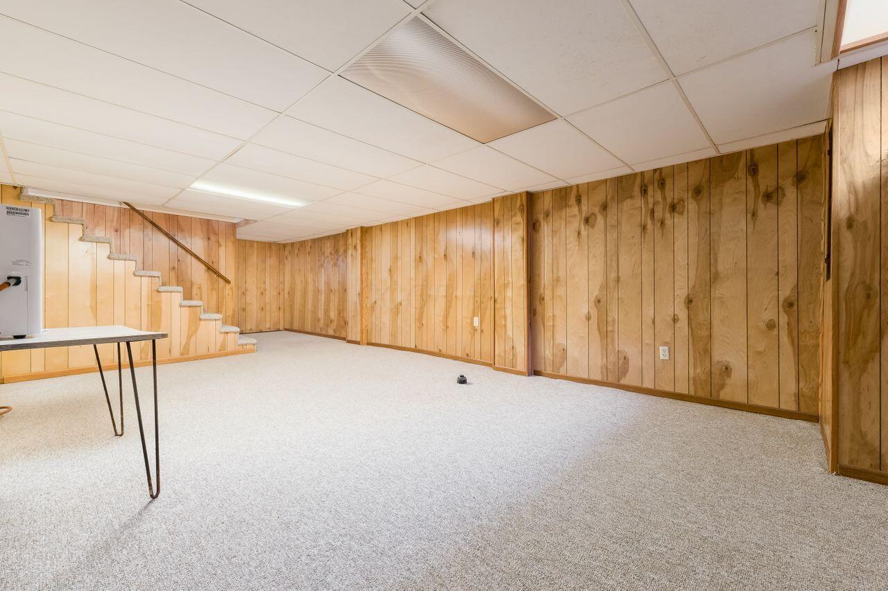 10180 S Crosset Hill Drive Property Photo 33