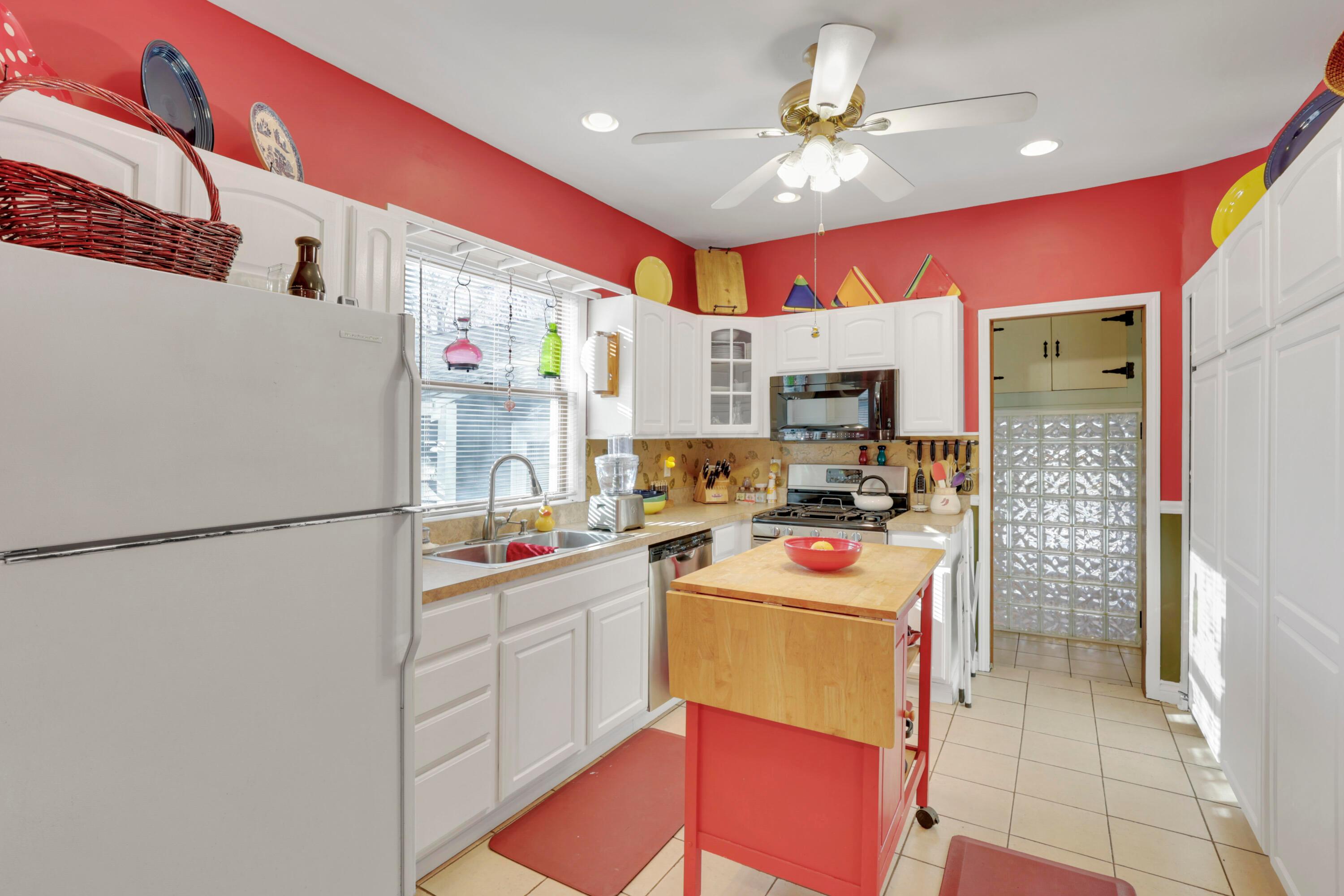 123 Campbell Street Property Photo 14