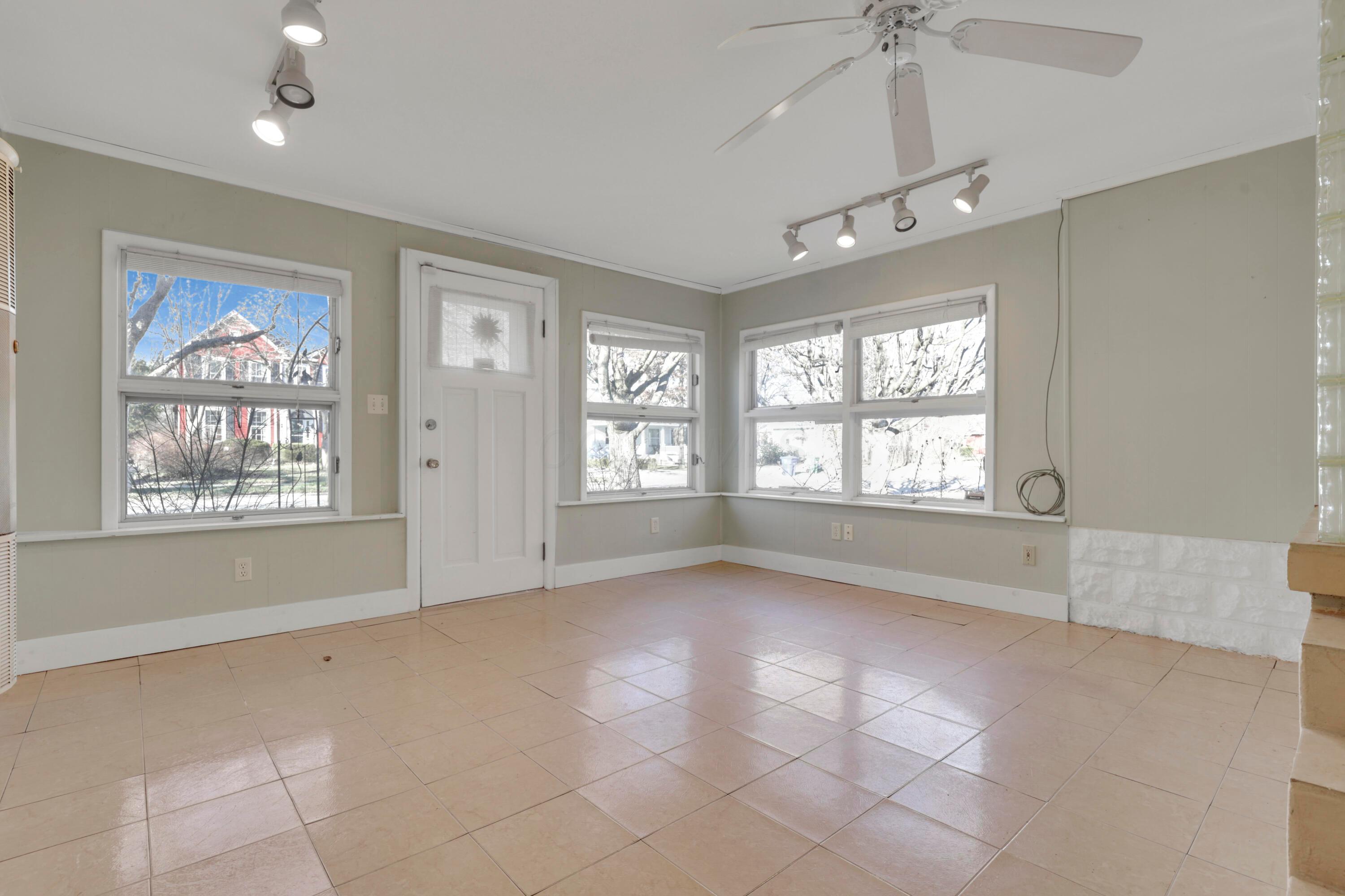 123 Campbell Street Property Photo 19