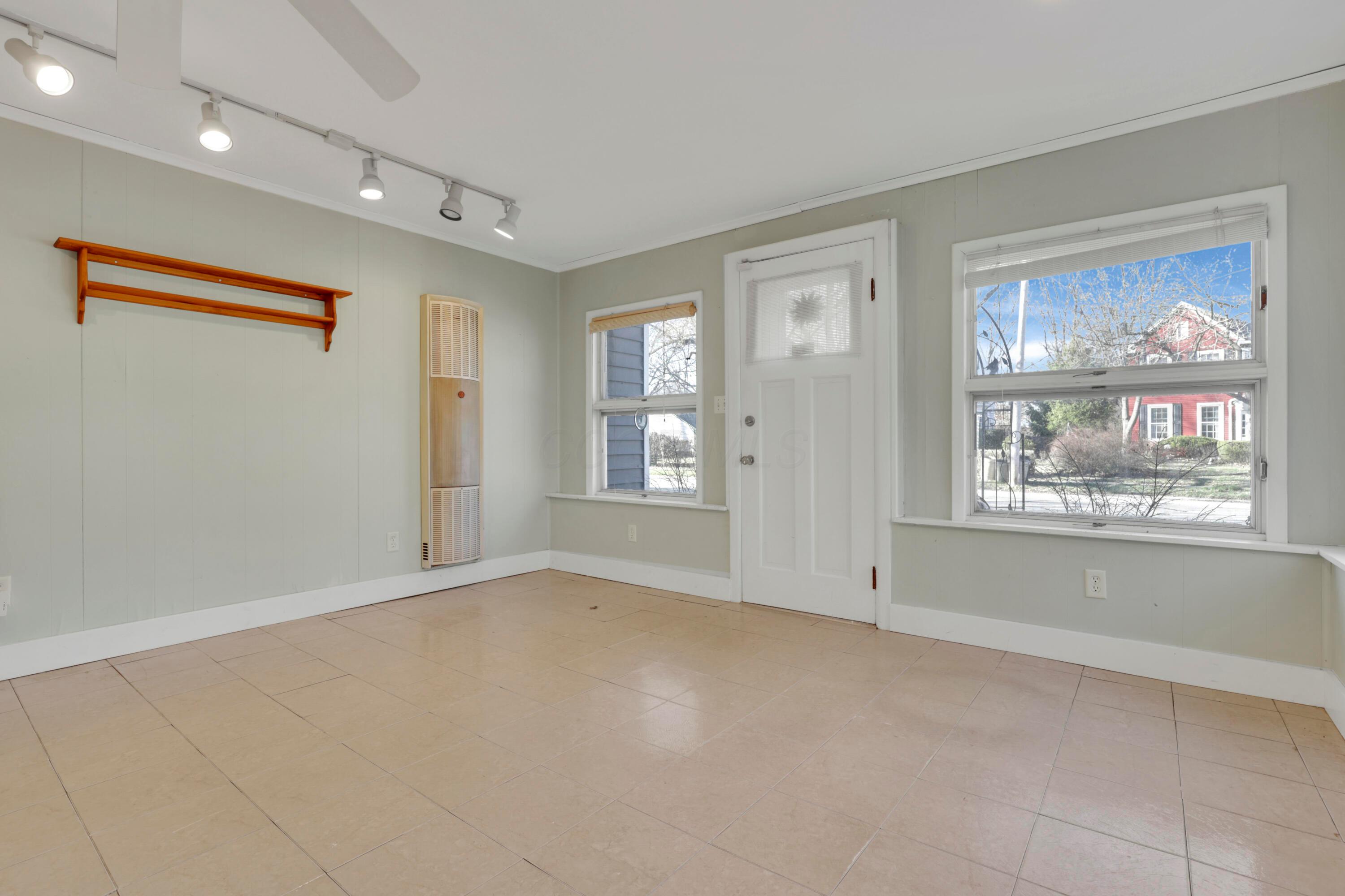 123 Campbell Street Property Photo 21
