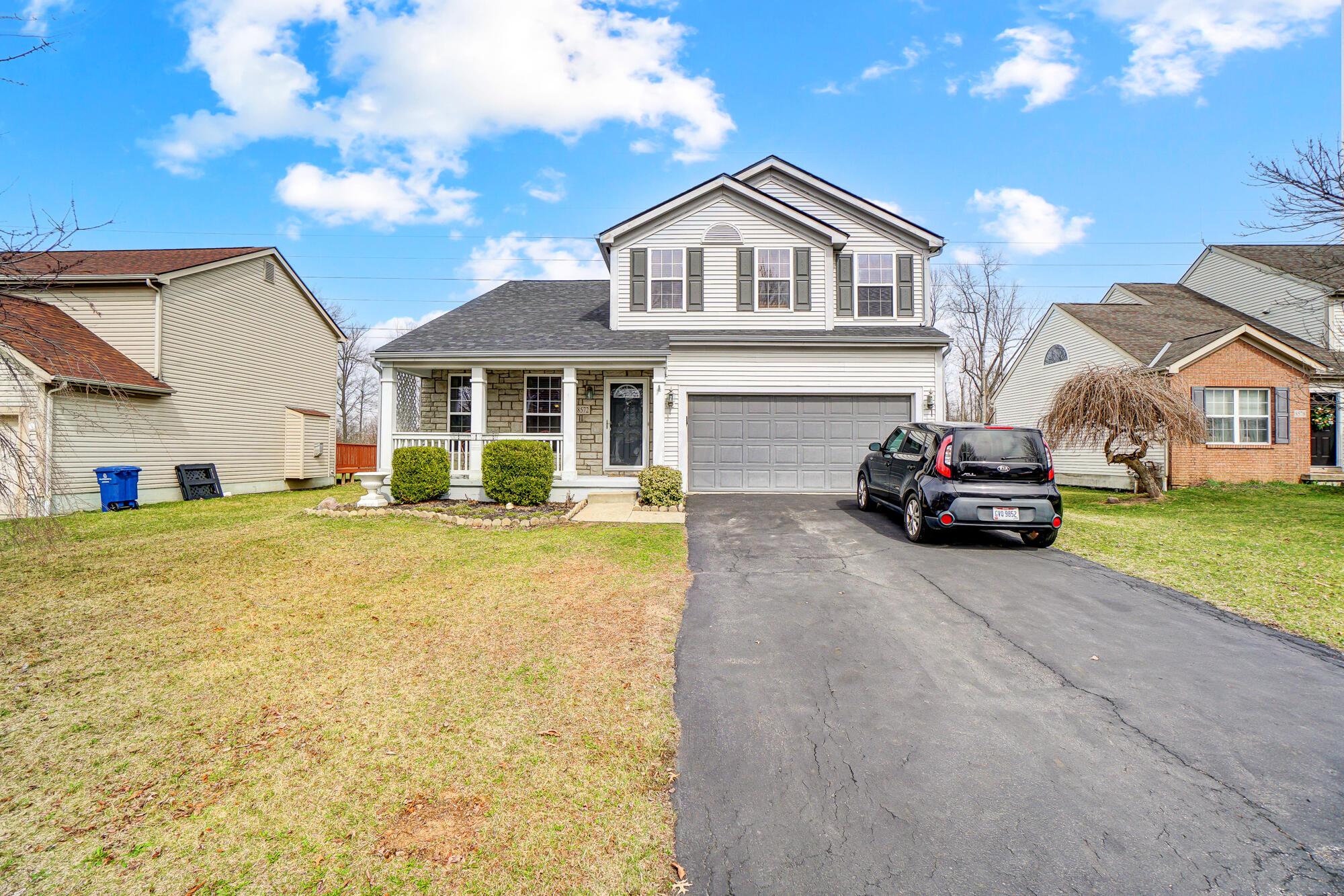 8572 Robbins Loop Drive Property Photo 1
